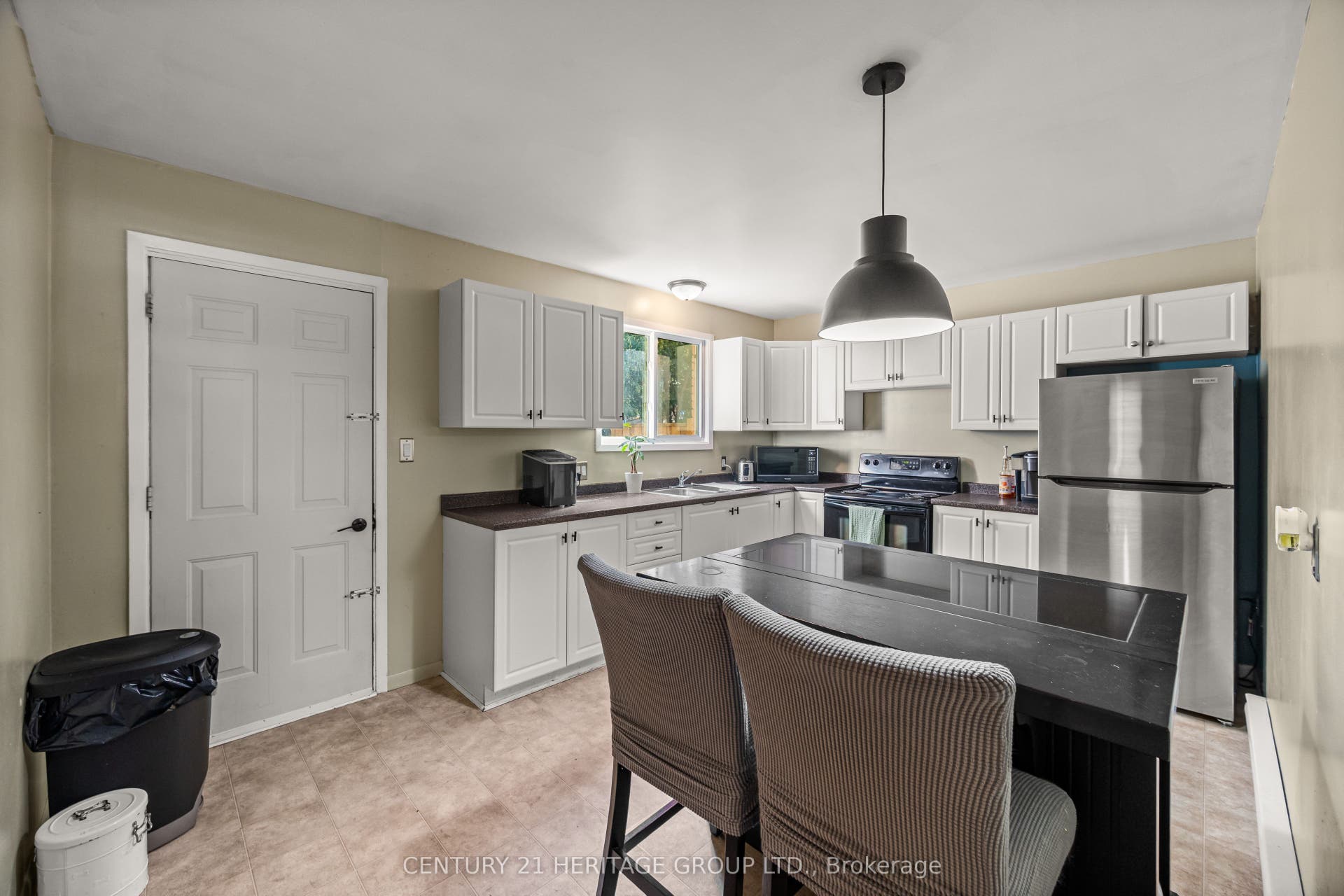 173 Rosemund Crescent, Kingston, Frontenac ON K7M 6Z2 173 Rosemund Crescent, Kingston, Frontenac ON K7M 6Z2