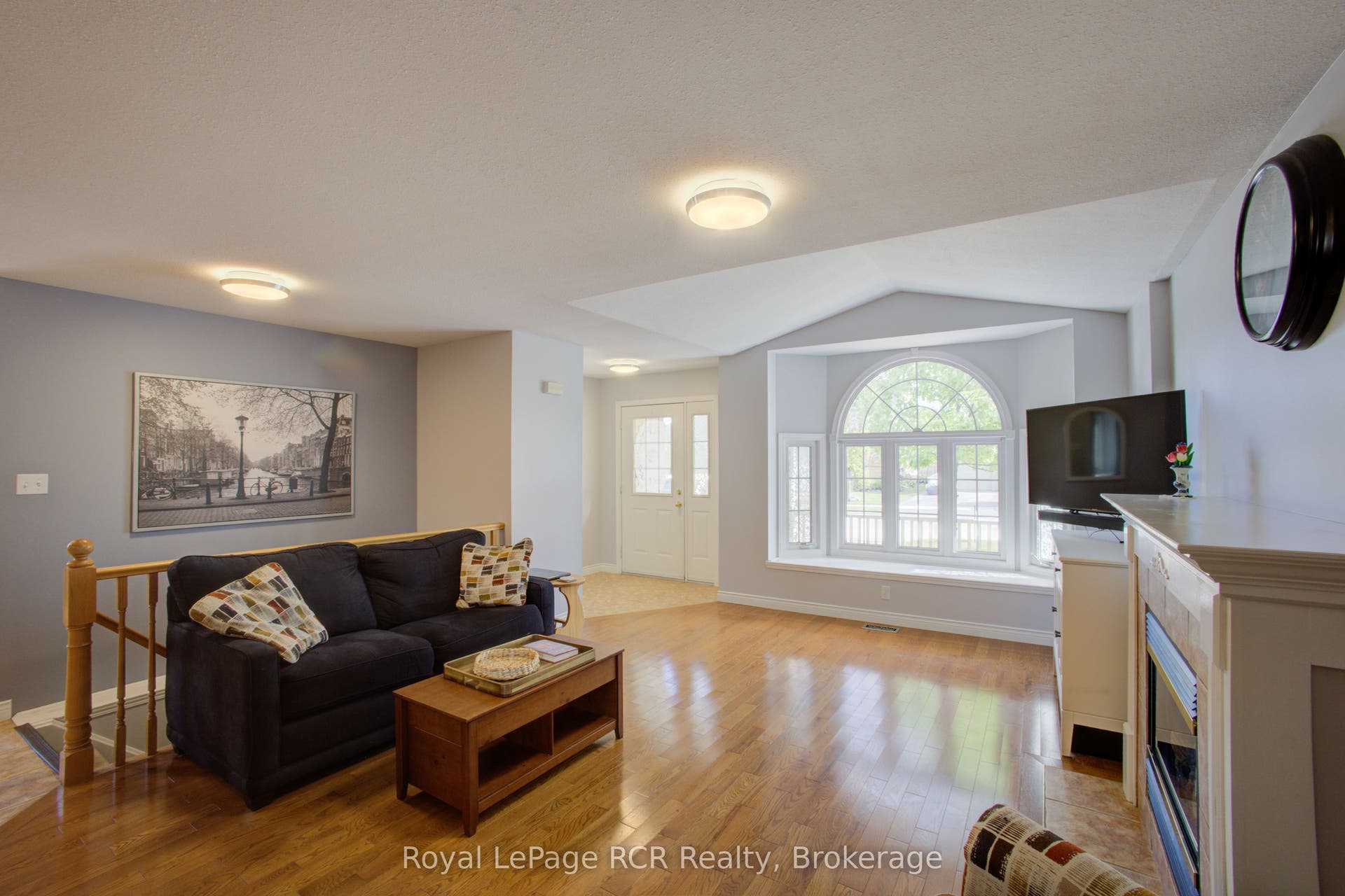 952 Gzowski Street, Centre Wellington, Wellington ON N1M 3V9 952 Gzowski Street, Centre Wellington, Wellington ON N1M 3V9
