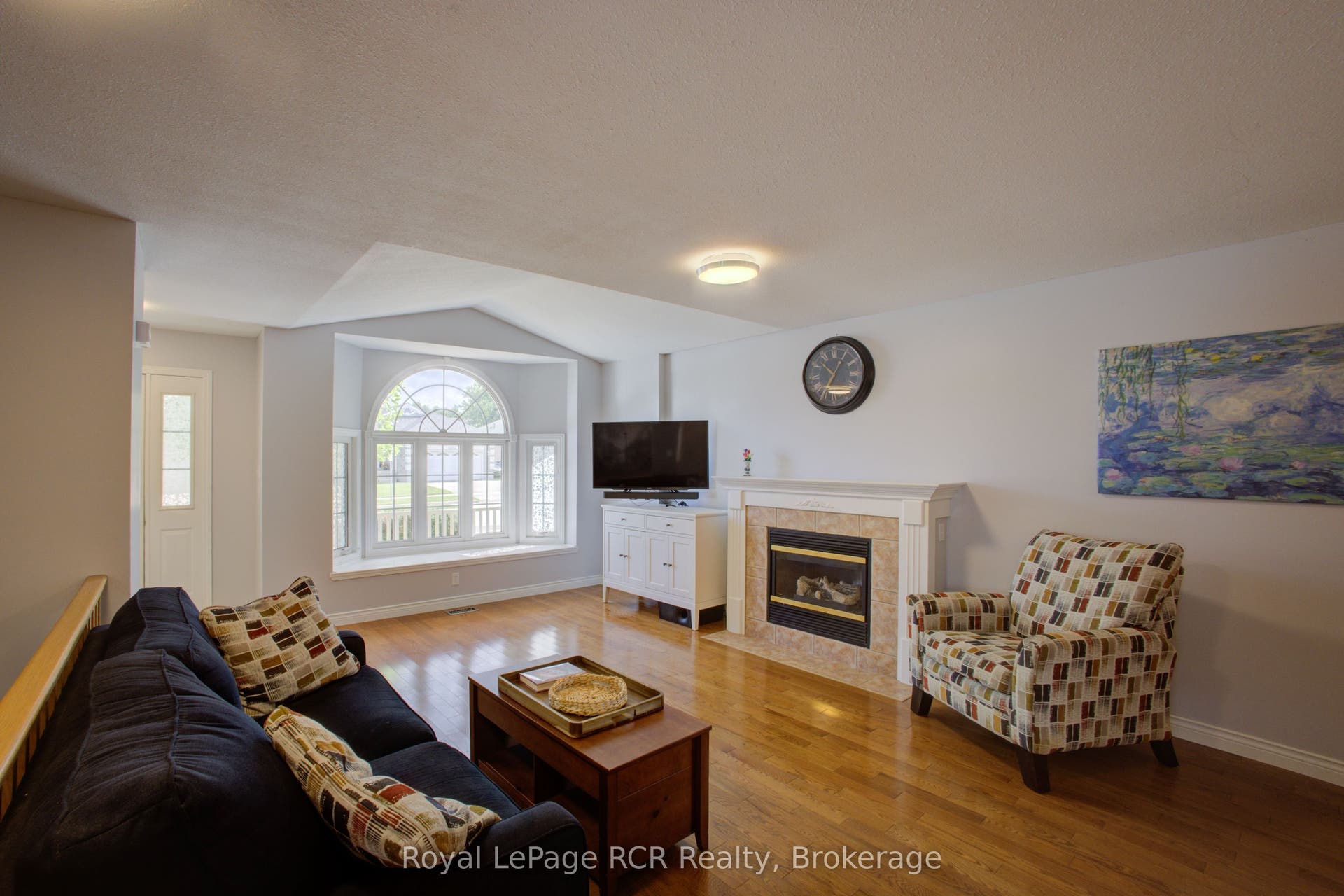 952 Gzowski Street, Centre Wellington, Wellington ON N1M 3V9 952 Gzowski Street, Centre Wellington, Wellington ON N1M 3V9