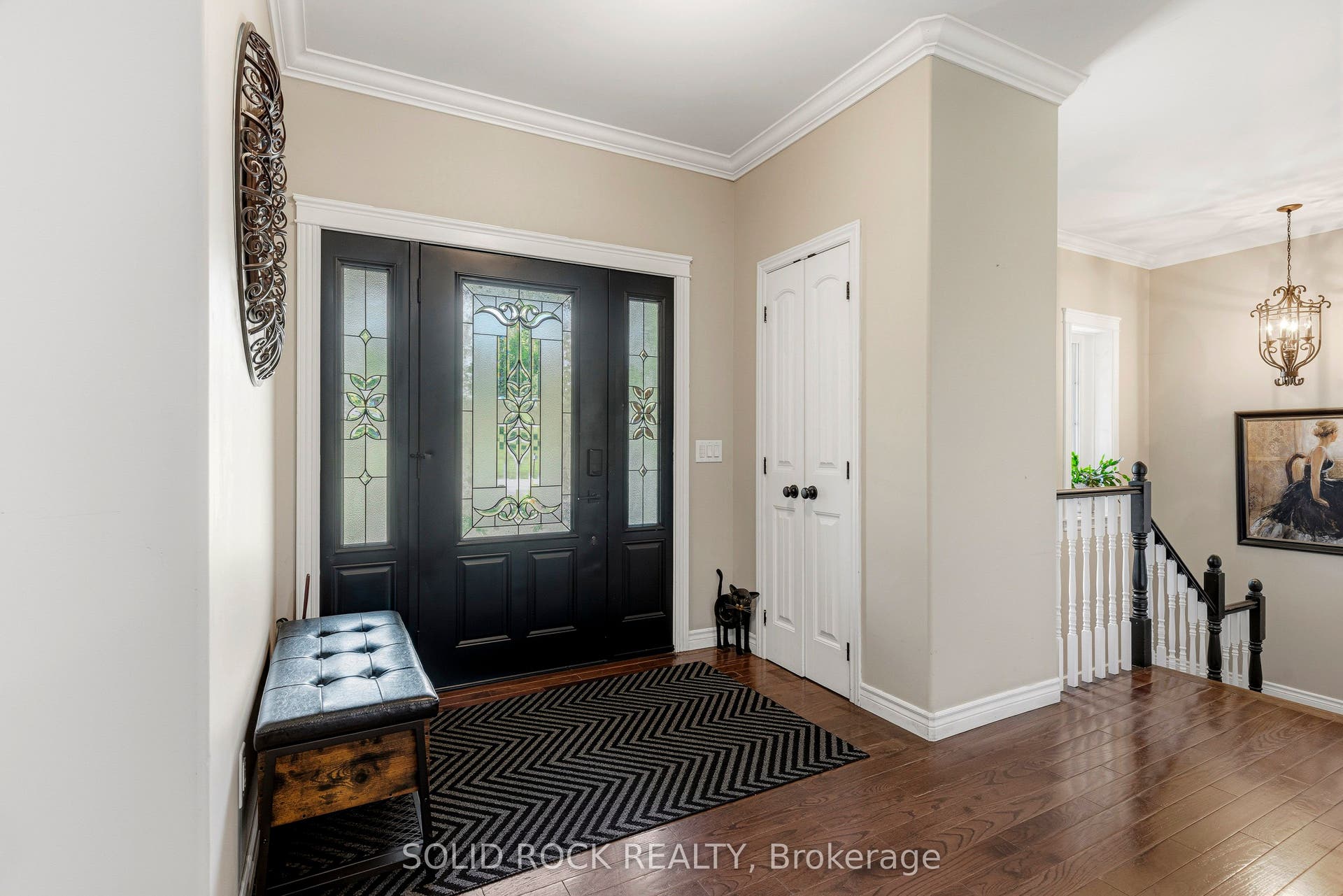 717 Upper Oak Leaf Road, Athens, Leeds And Grenville ON K0E 1B0 Spacious foyer with coat closed