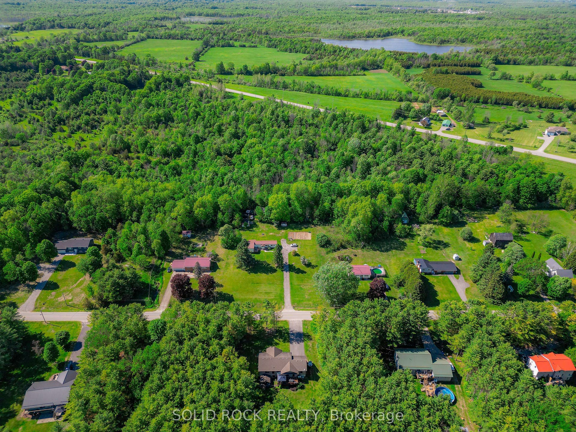 717 Upper Oak Leaf Road, Athens, Leeds And Grenville ON K0E 1B0 Beautifully maintained home with quiet neighbours.
