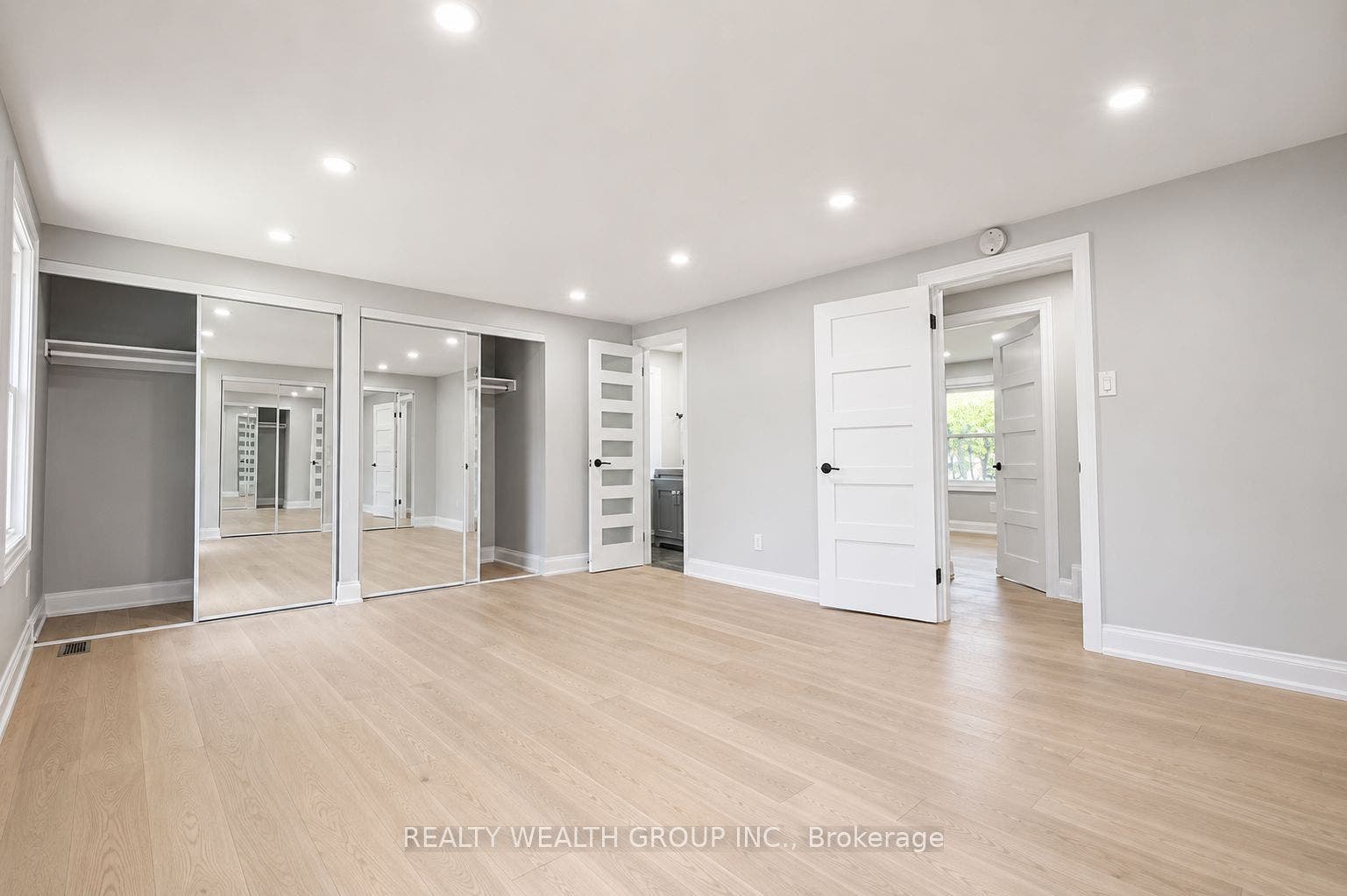 264 Shakespeare Drive, Waterloo, Waterloo ON N2L 2T6 264 Shakespeare Drive, Waterloo, Waterloo ON N2L 2T6
