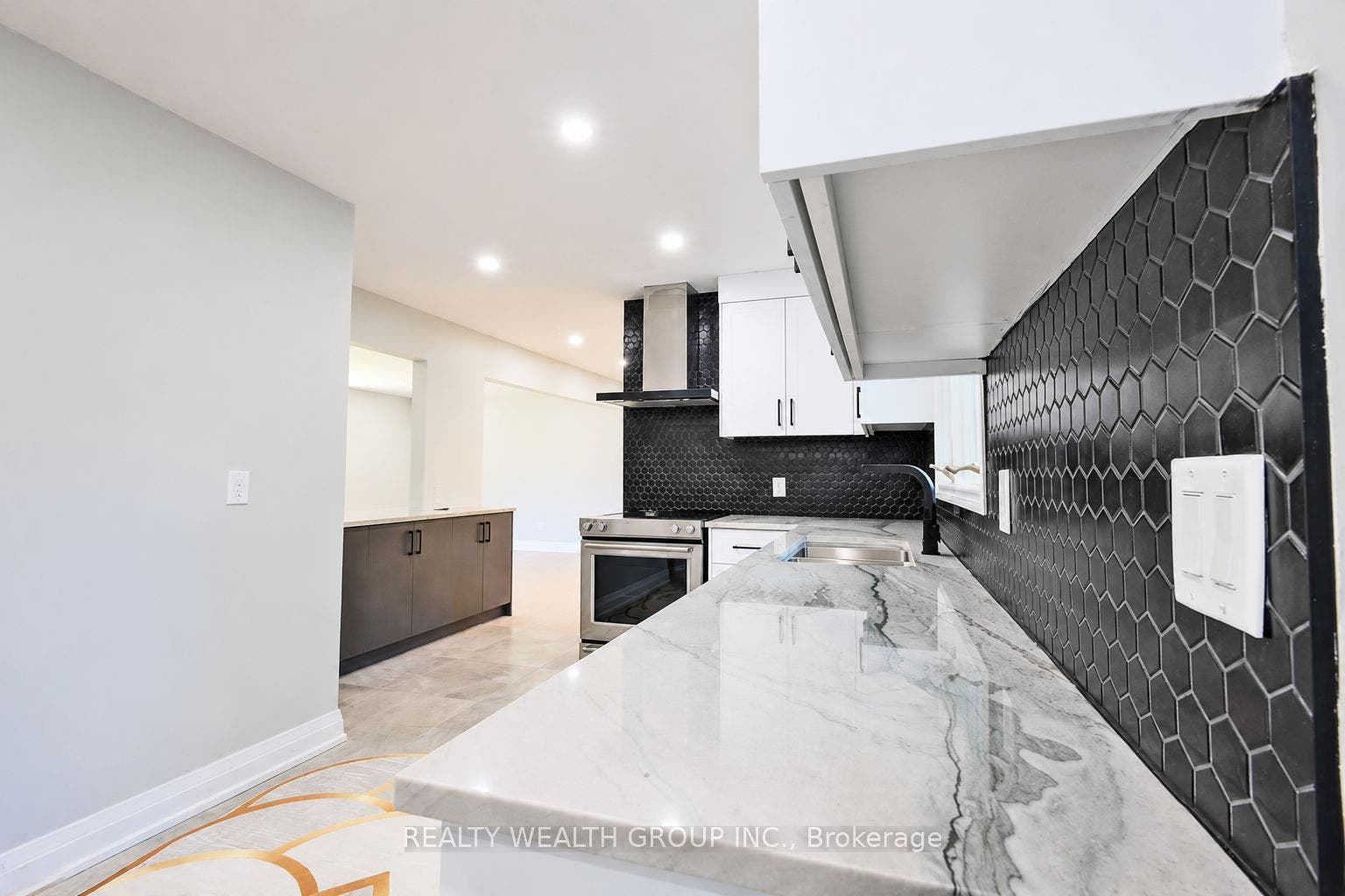264 Shakespeare Drive, Waterloo, Waterloo ON N2L 2T6 264 Shakespeare Drive, Waterloo, Waterloo ON N2L 2T6