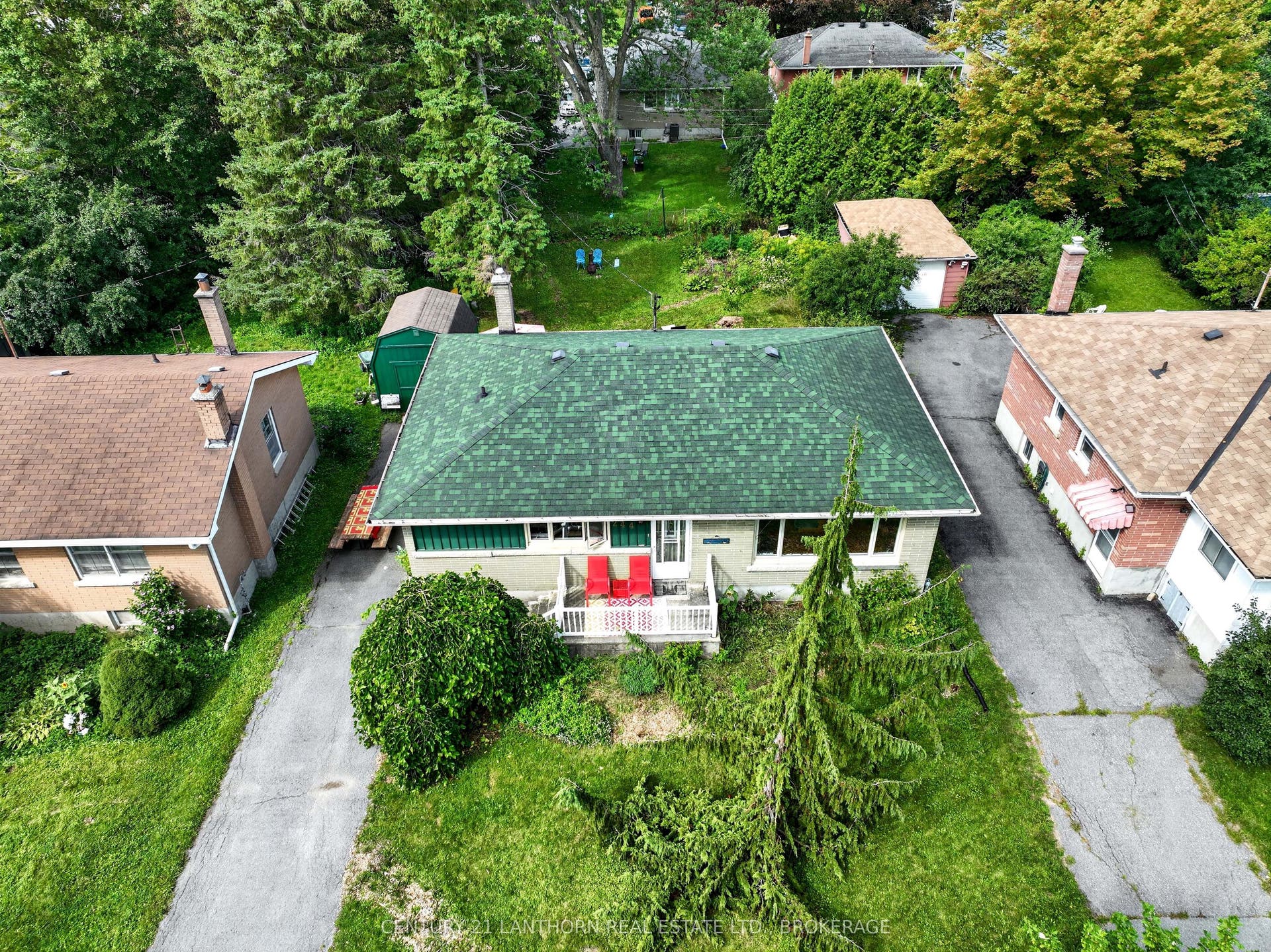 244 Yonge Street, Kingston, Frontenac ON K7M 1G5
