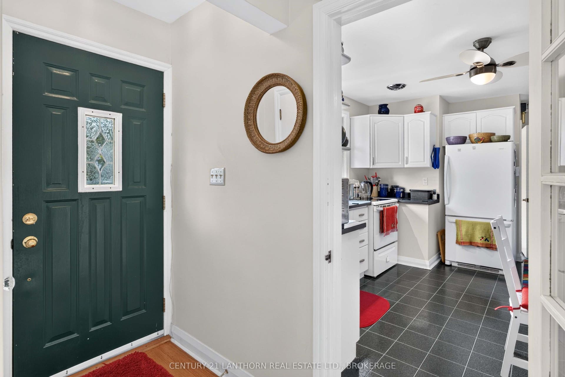 244 Yonge Street, Kingston, Frontenac ON K7M 1G5