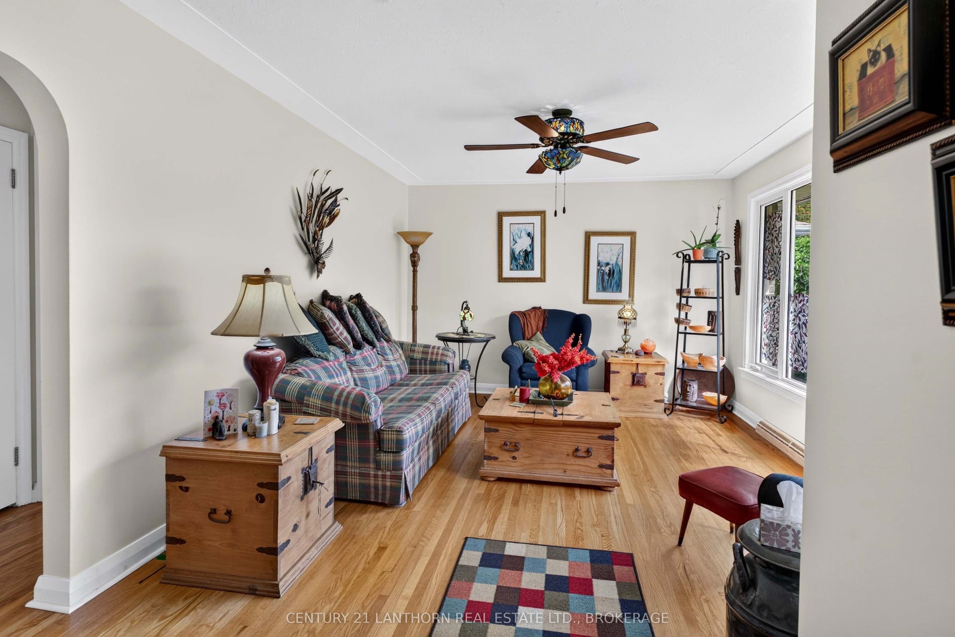 244 Yonge Street, Kingston, Frontenac ON K7M 1G5