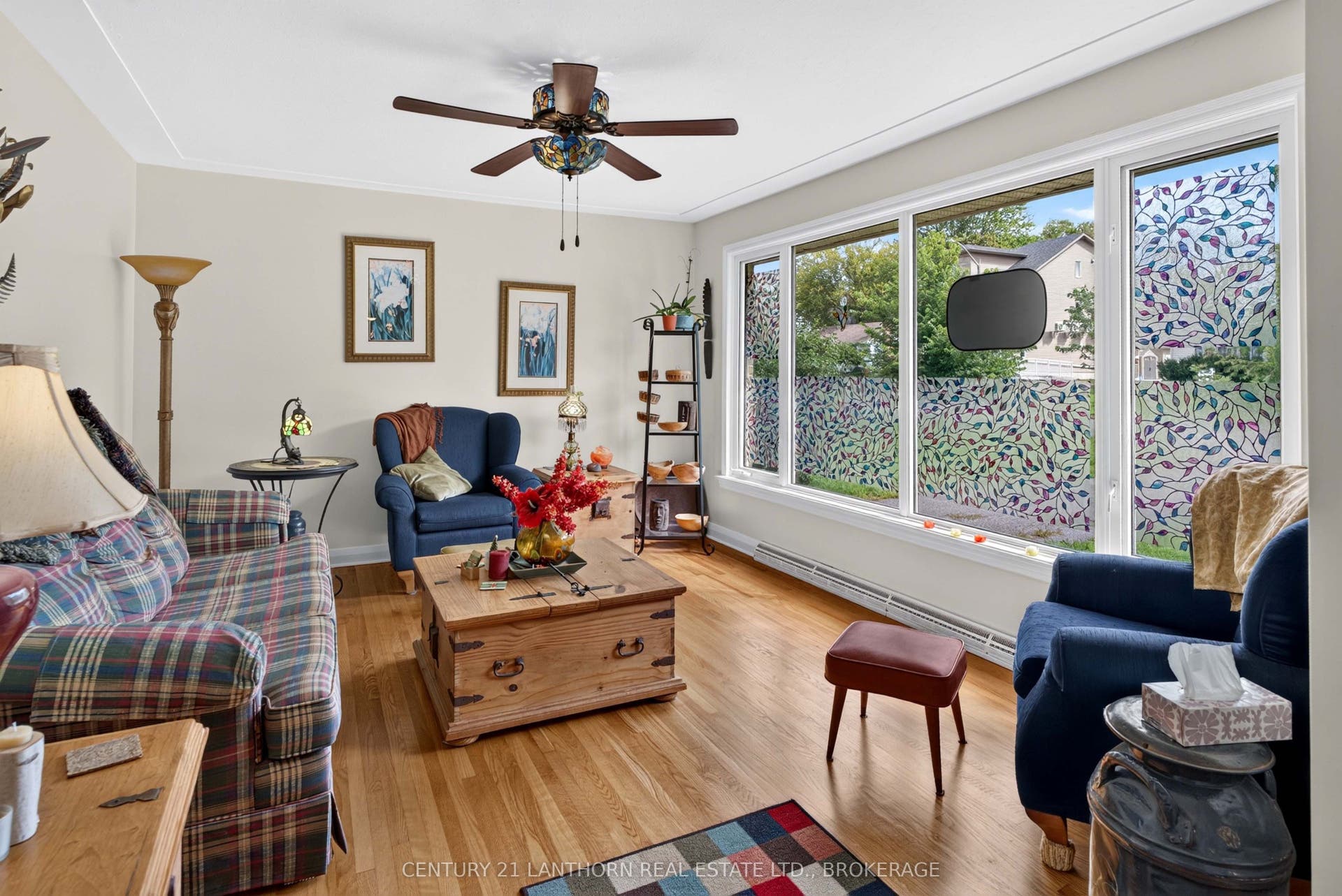 244 Yonge Street, Kingston, Frontenac ON K7M 1G5