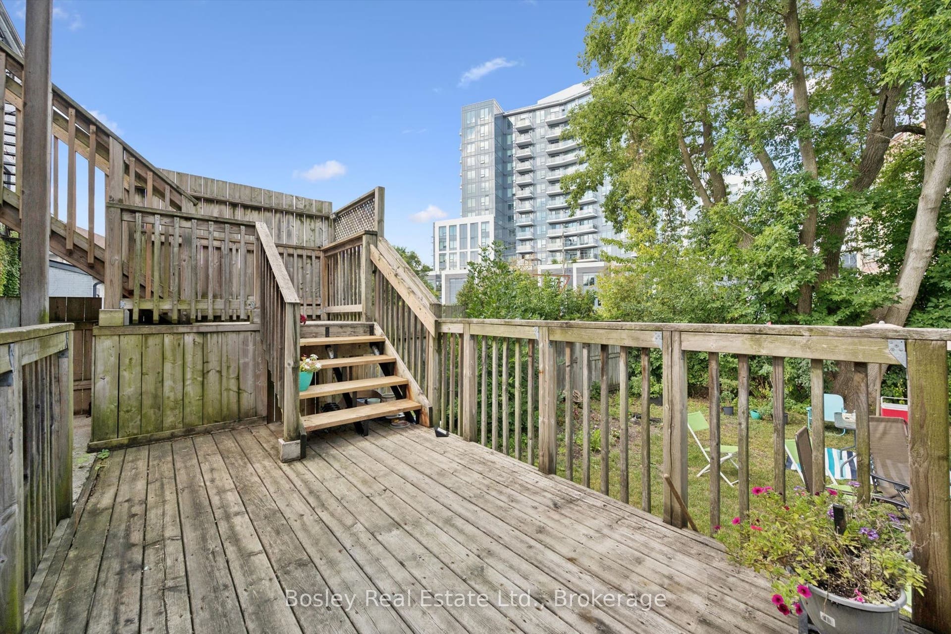 10 Ontario Street, Guelph, Wellington ON N1E 3B1 10 Ontario Street, Guelph, Wellington ON N1E 3B1
