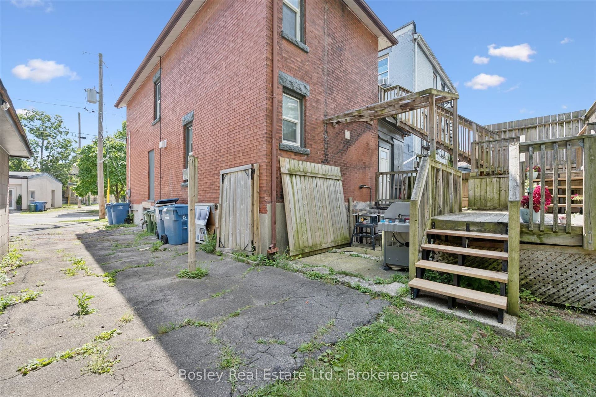 10 Ontario Street, Guelph, Wellington ON N1E 3B1 10 Ontario Street, Guelph, Wellington ON N1E 3B1
