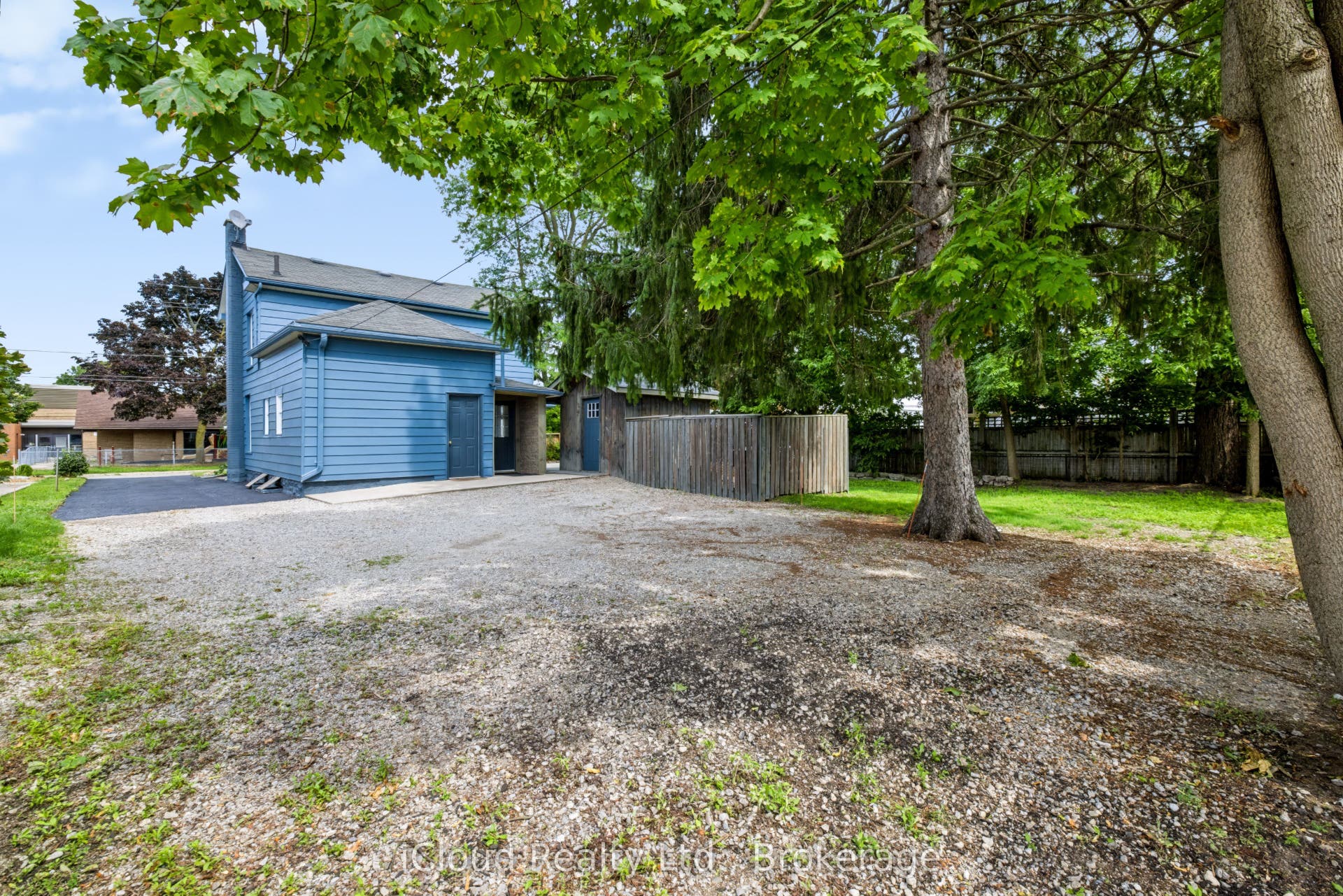 654 Duke Street, Cambridge, Waterloo ON N3H 3T5 Area in Rear of Property