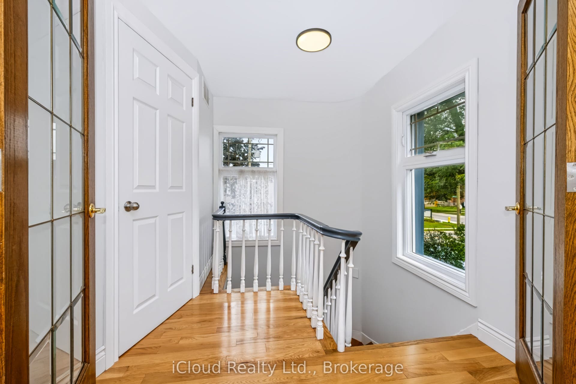 654 Duke Street, Cambridge, Waterloo ON N3H 3T5 2nd Level