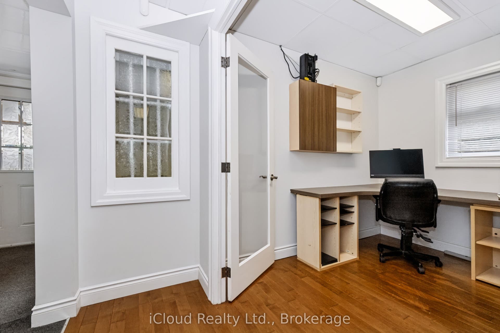 654 Duke Street, Cambridge, Waterloo ON N3H 3T5 Office