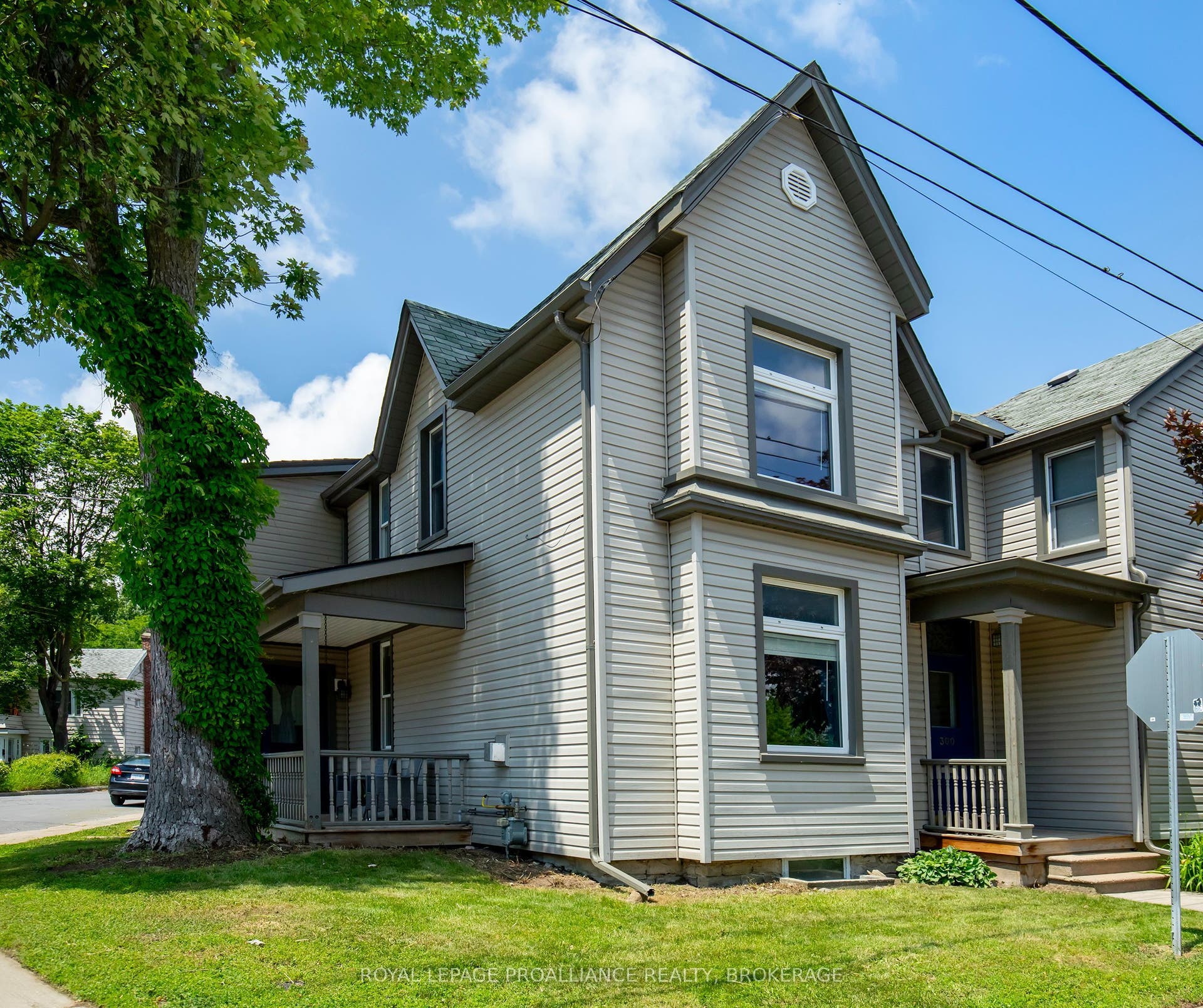 300 Sydenham Street, Kingston, Frontenac ON K7K 3M7