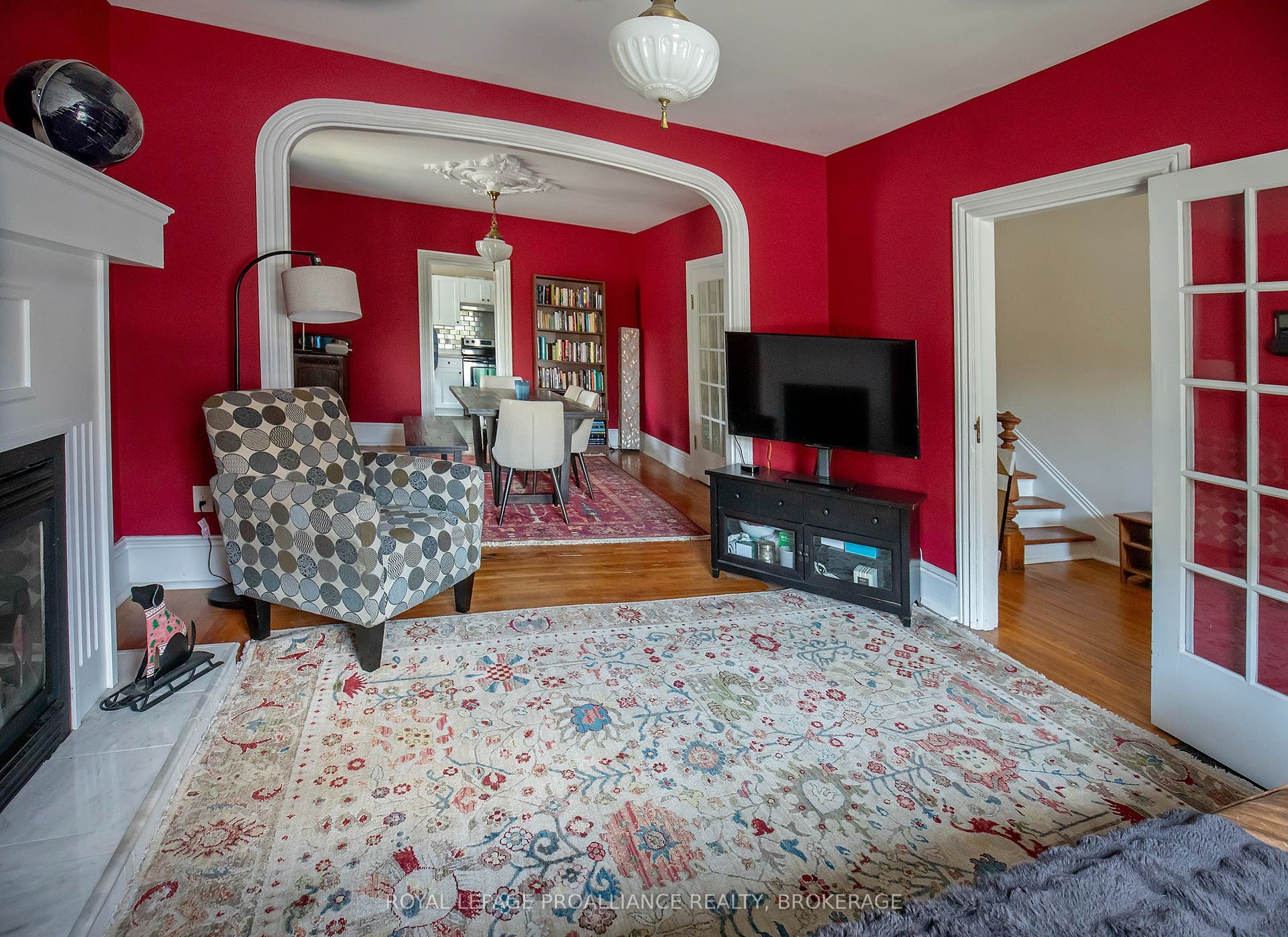 300 Sydenham Street, Kingston, Frontenac ON K7K 3M7
