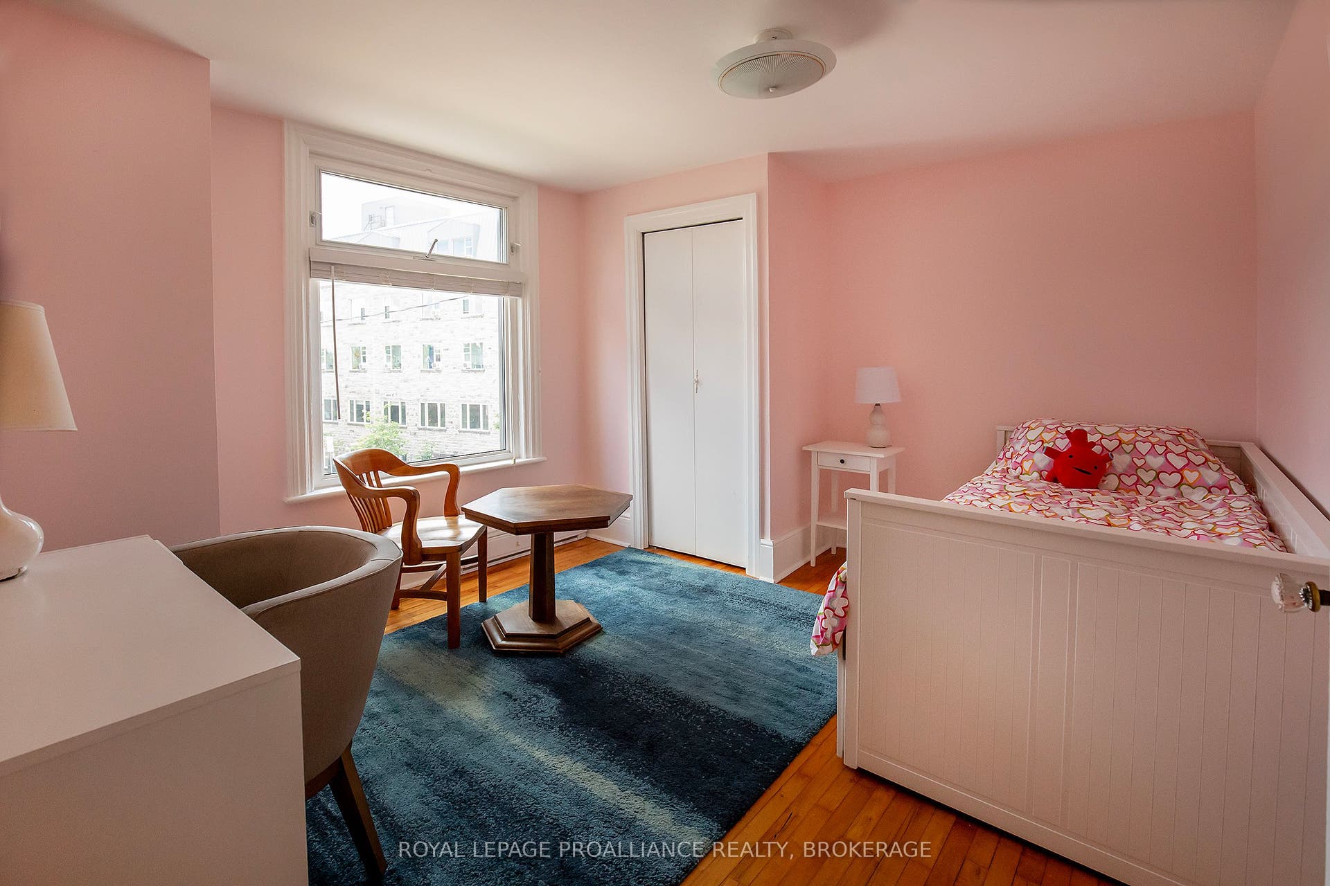 300 Sydenham Street, Kingston, Frontenac ON K7K 3M7