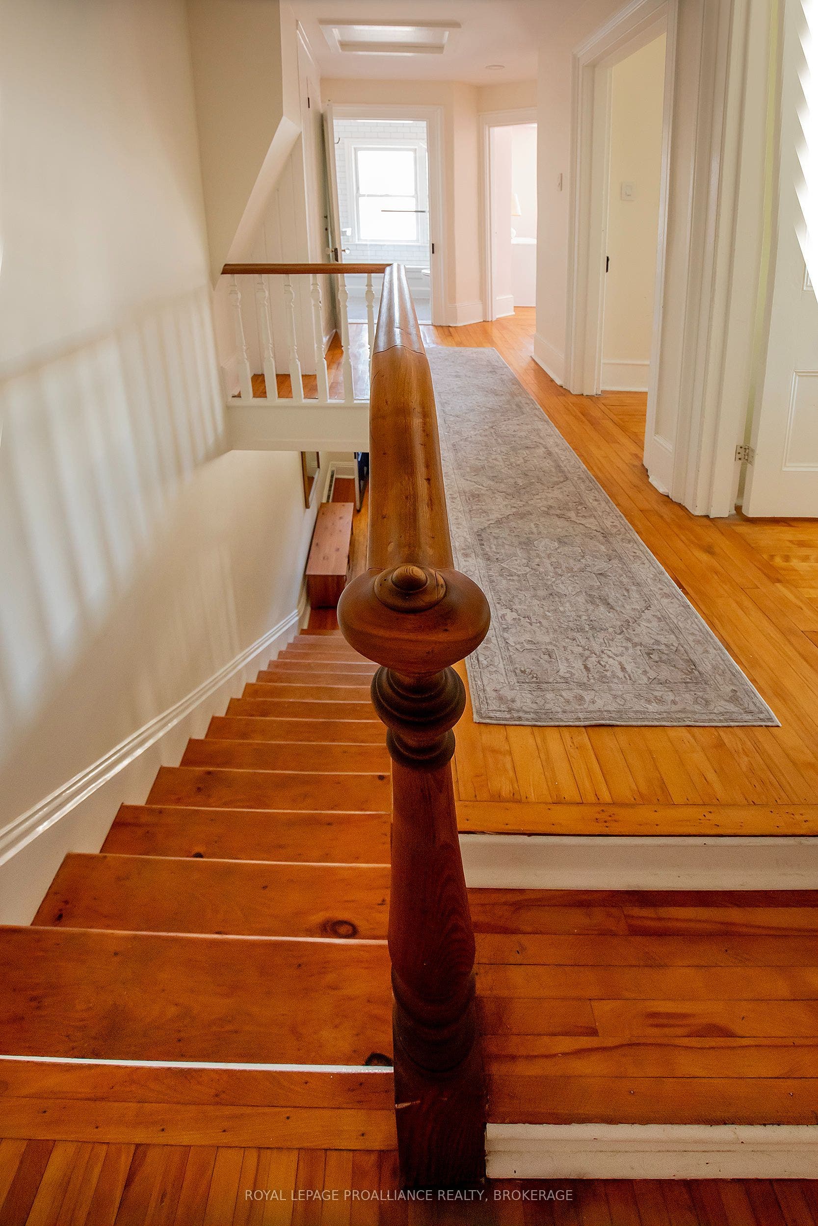 300 Sydenham Street, Kingston, Frontenac ON K7K 3M7