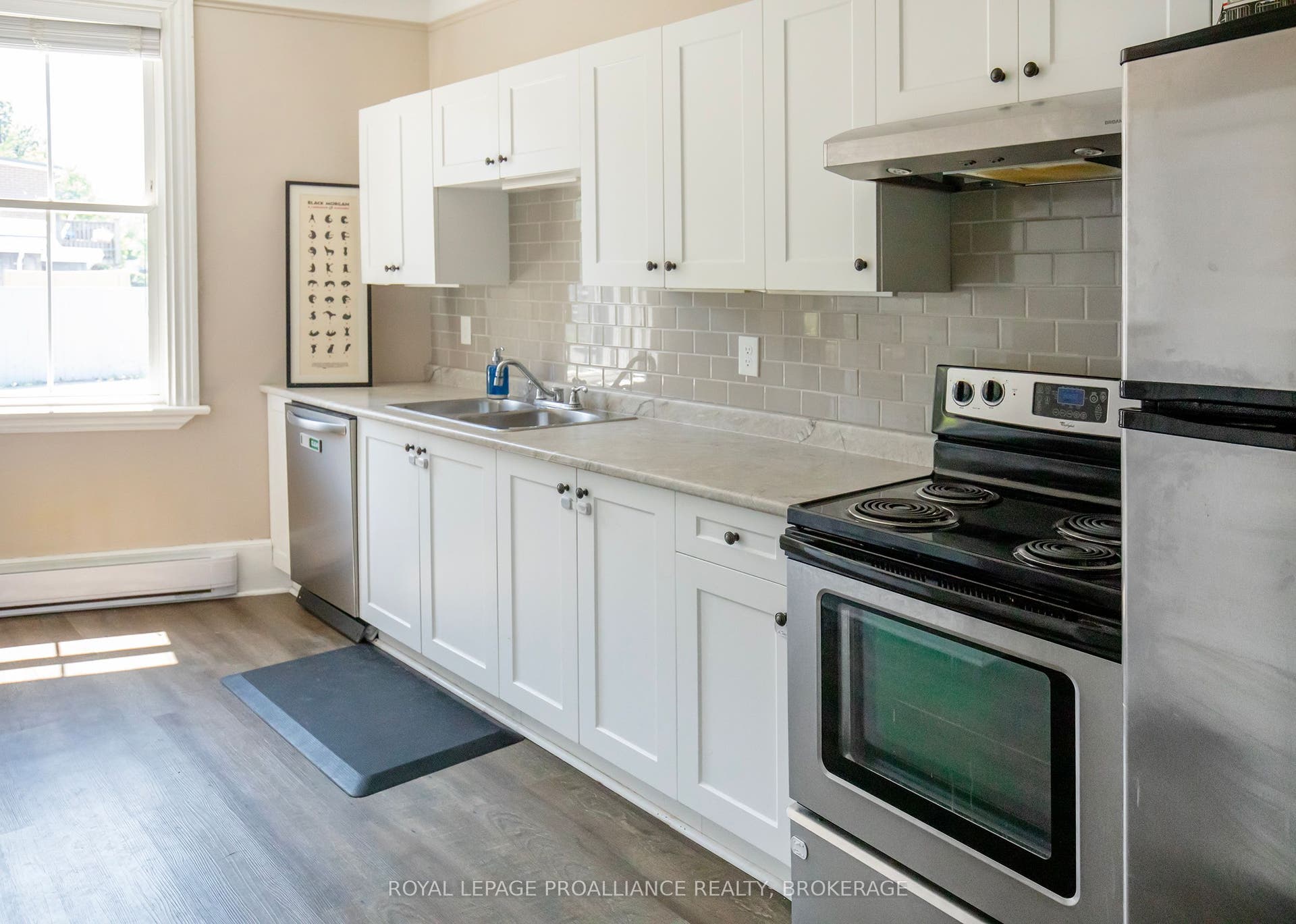 300 Sydenham Street, Kingston, Frontenac ON K7K 3M7