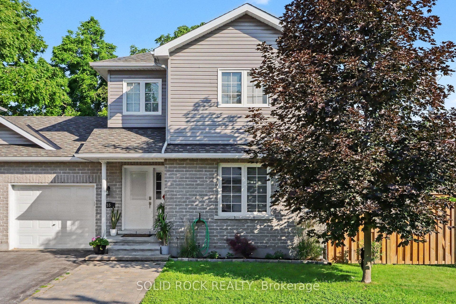 Welcome to 55 Woodward St