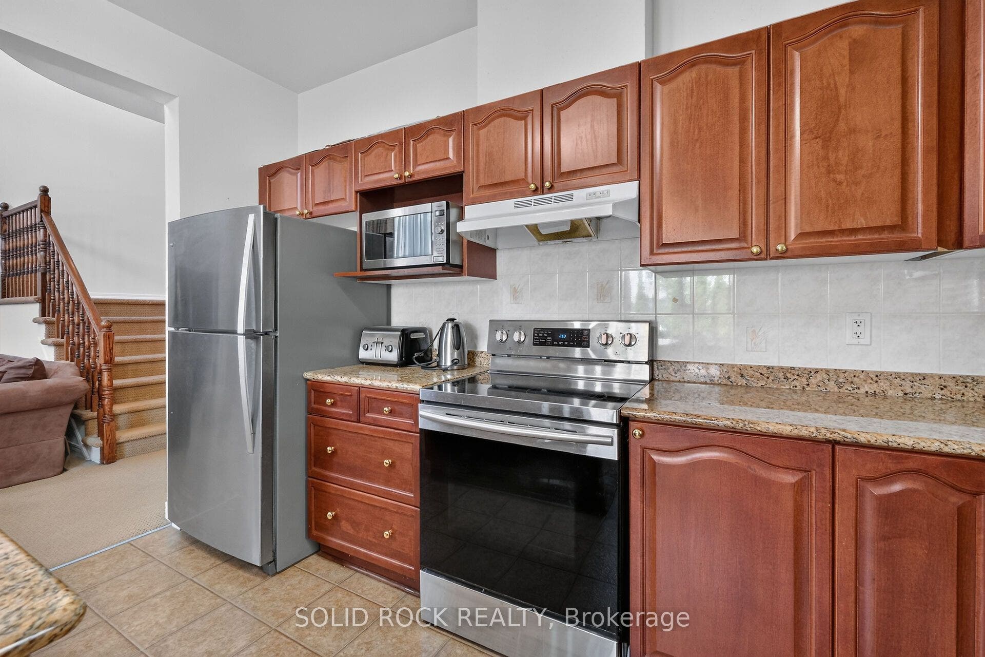 131 Finn Court, Hunt Club - South Keys And Area, Ottawa ON K1V 2C6