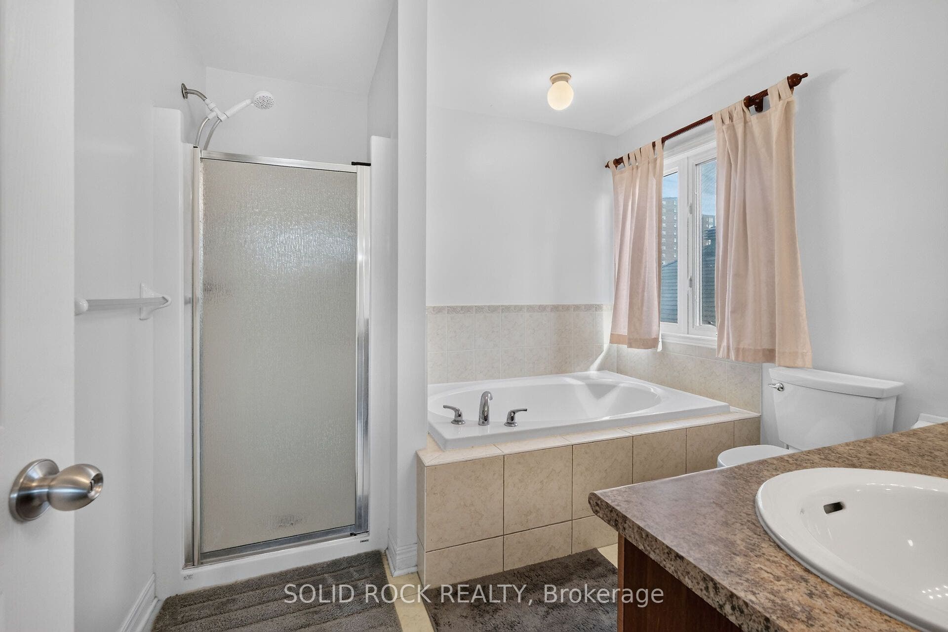 131 Finn Court, Hunt Club - South Keys And Area, Ottawa ON K1V 2C6