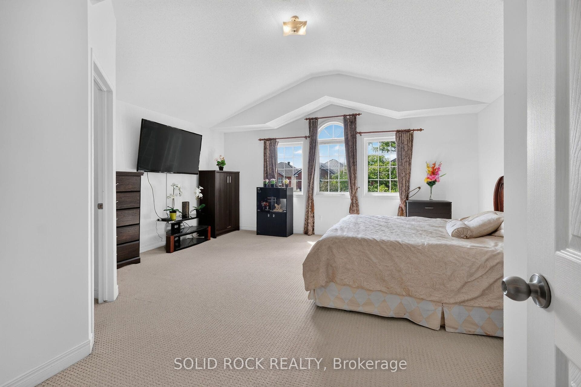 131 Finn Court, Hunt Club - South Keys And Area, Ottawa ON K1V 2C6
