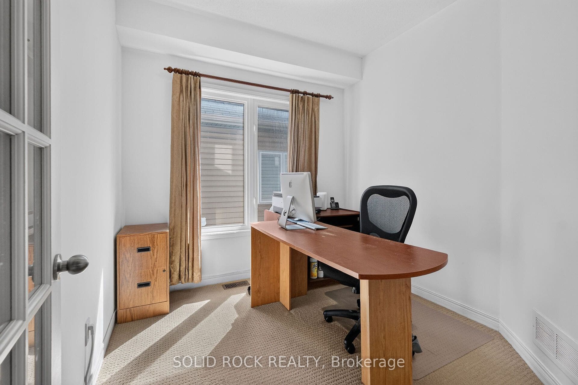 131 Finn Court, Hunt Club - South Keys And Area, Ottawa ON K1V 2C6