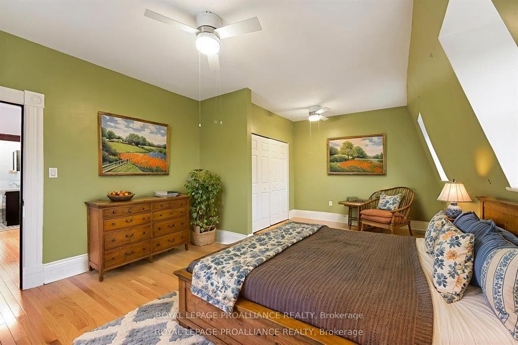 372 King Street W, Brockville, Leeds And Grenville ON K6V 3S6 Virtually Staged