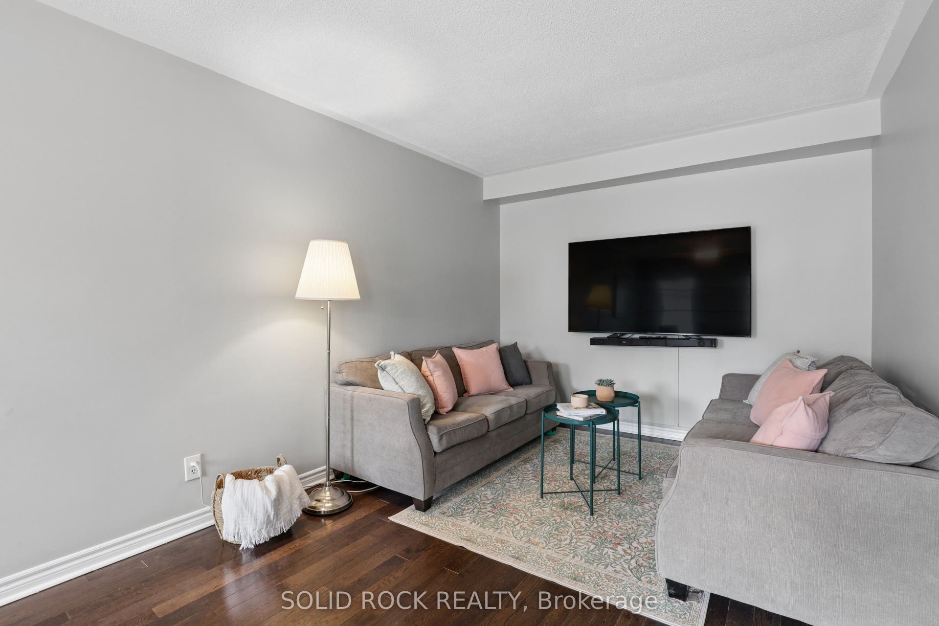 2529 Waterlilly Way, Barrhaven, Ottawa ON K2J 0K2 2529 Waterlilly Way, Barrhaven, Ottawa ON K2J 0K2