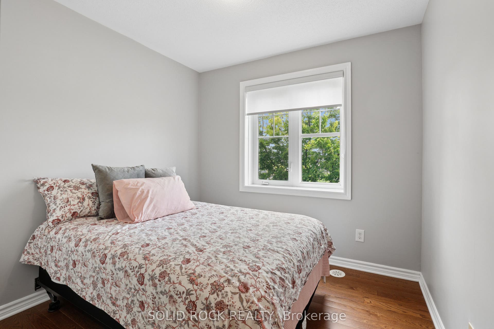 2529 Waterlilly Way, Barrhaven, Ottawa ON K2J 0K2 Bedroom 2