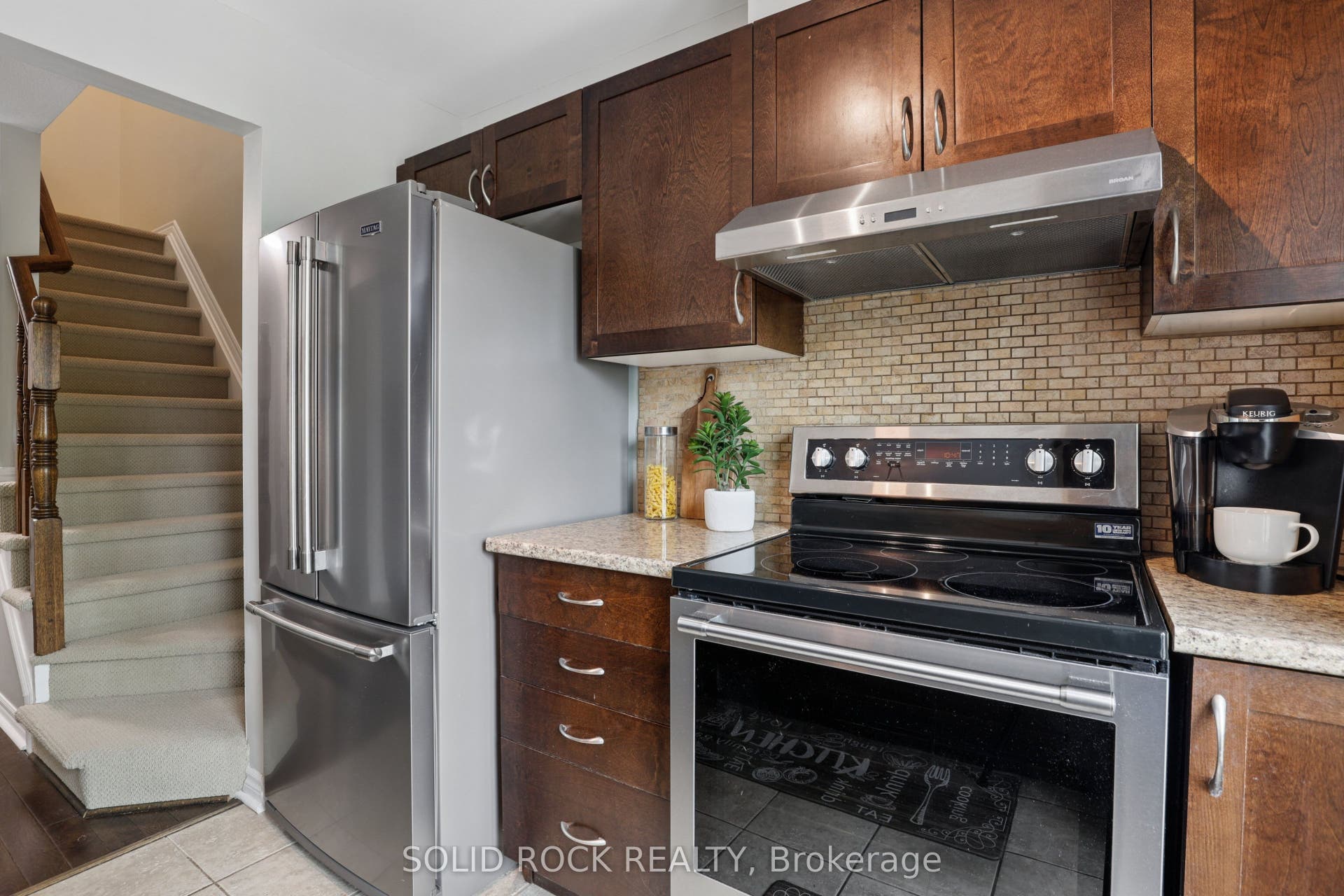 2529 Waterlilly Way, Barrhaven, Ottawa ON K2J 0K2 2529 Waterlilly Way, Barrhaven, Ottawa ON K2J 0K2