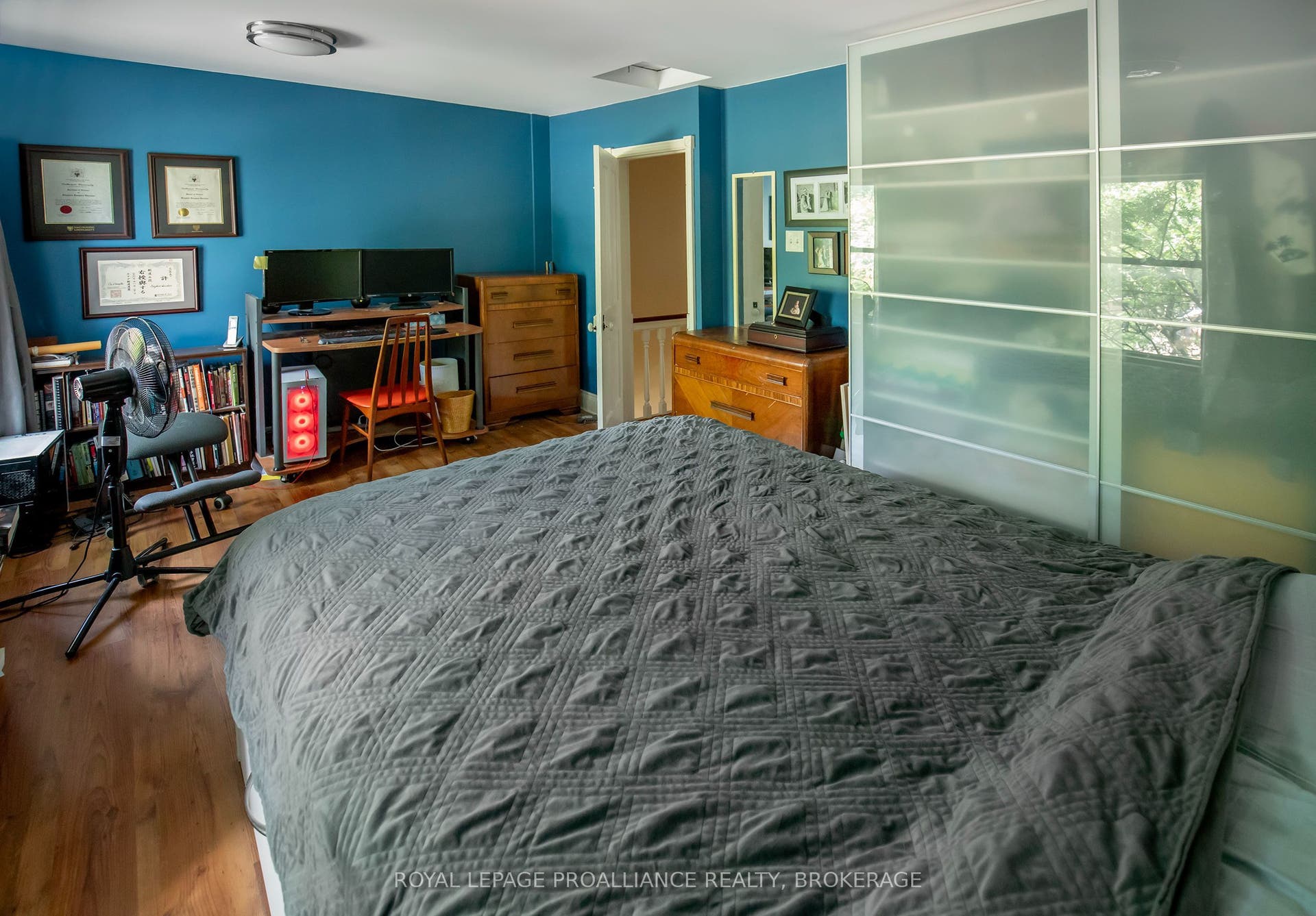 38 York Street, Kingston, Frontenac ON K7K 1P5