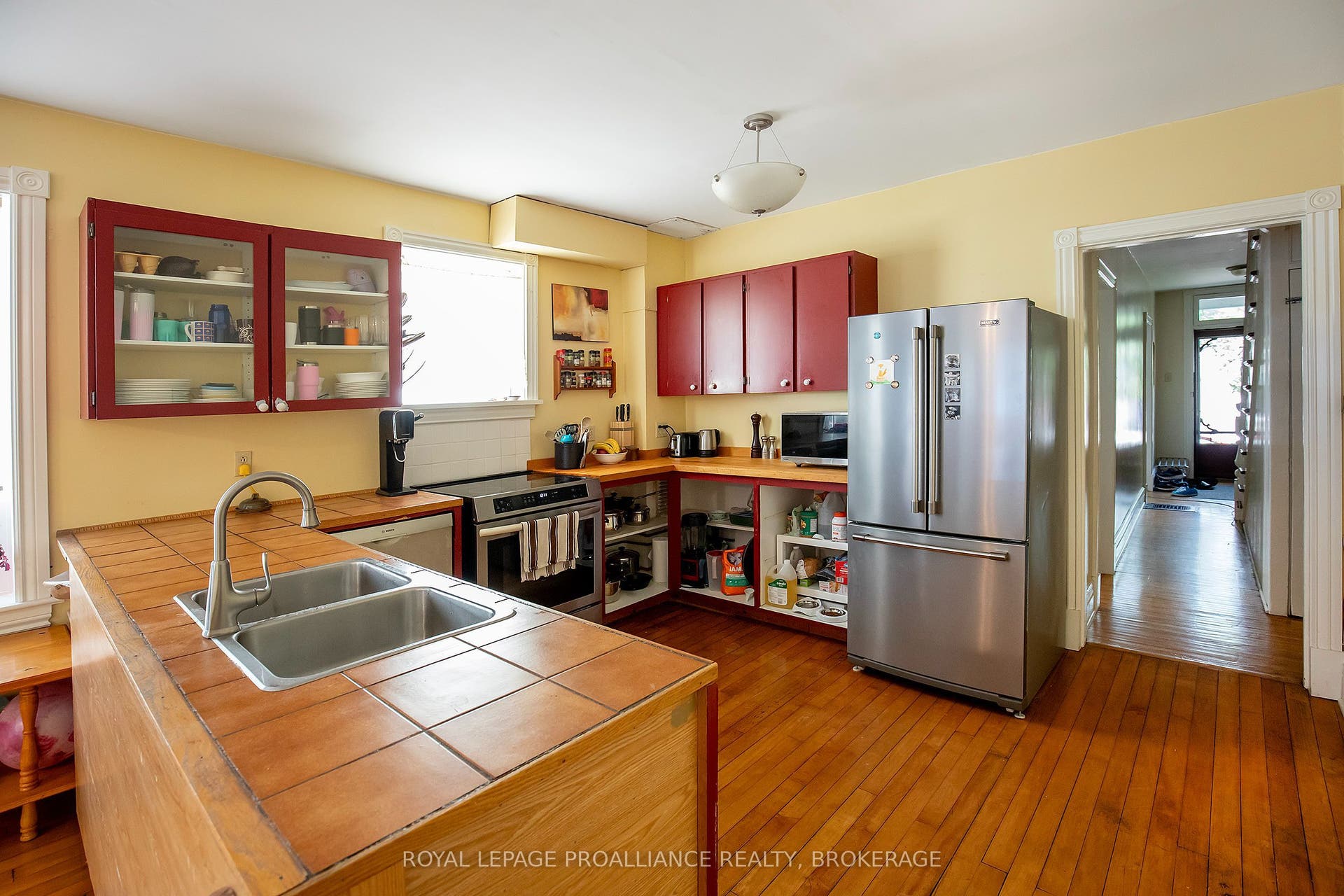 38 York Street, Kingston, Frontenac ON K7K 1P5