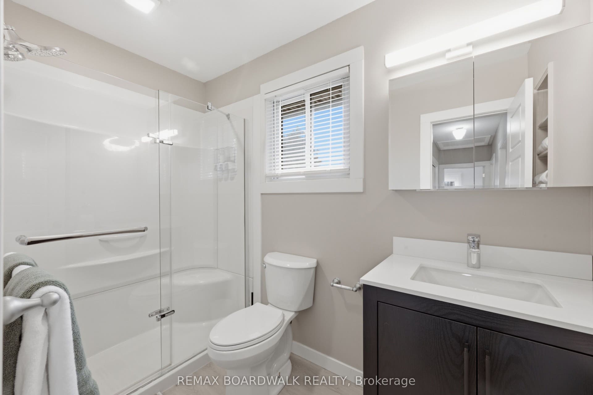 11 Maple Avenue, Brockville, Leeds And Grenville ON K6V 1Y3