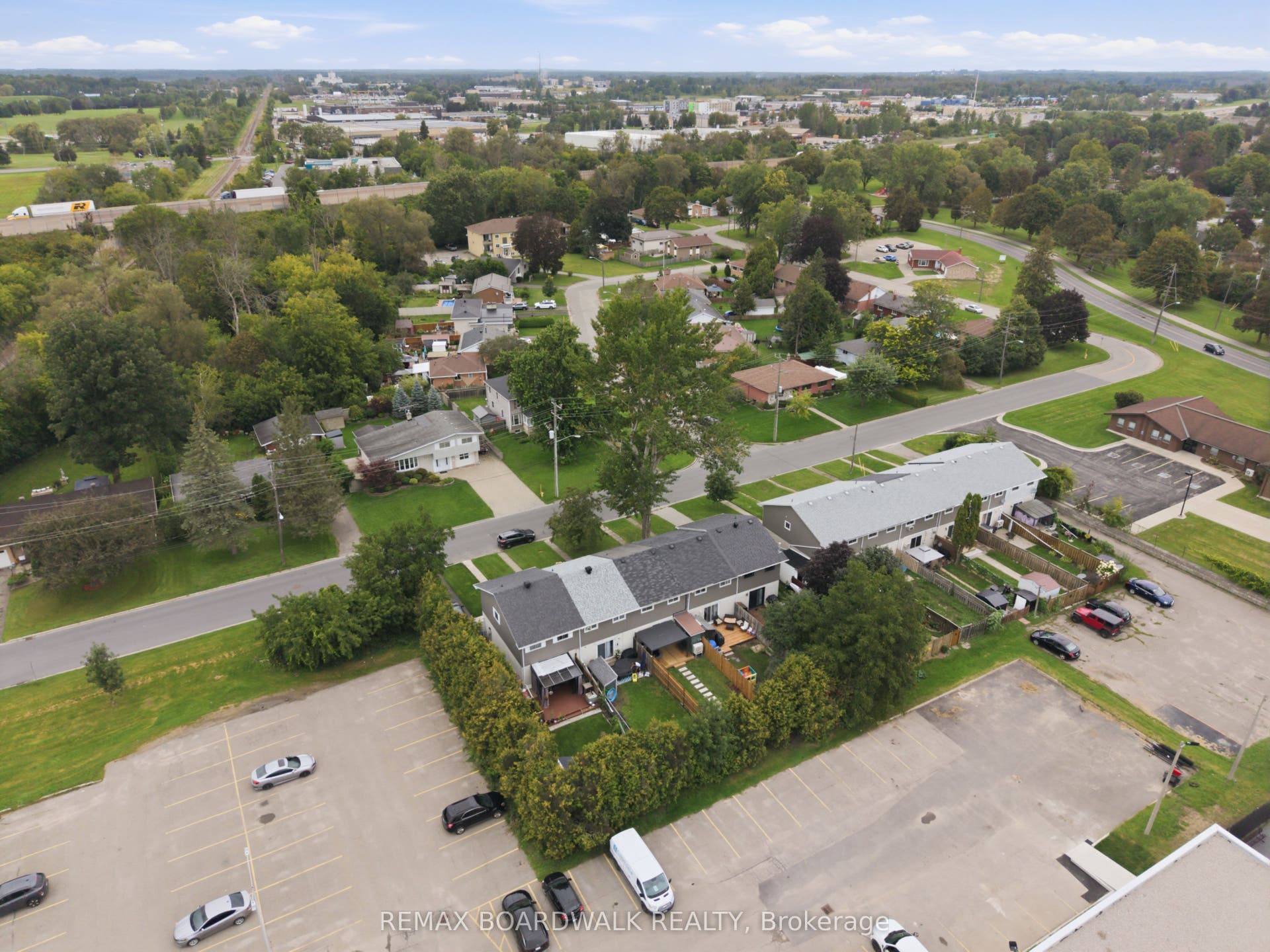 11 Maple Avenue, Brockville, Leeds And Grenville ON K6V 1Y3