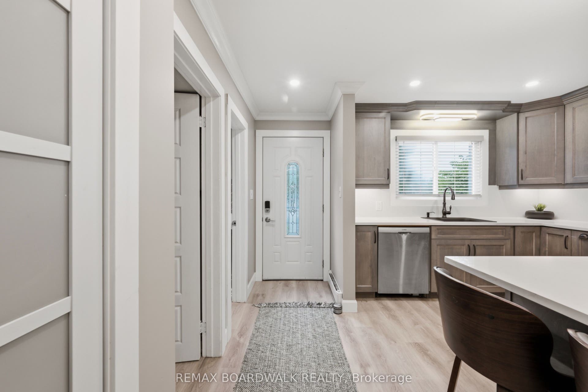 11 Maple Avenue, Brockville, Leeds And Grenville ON K6V 1Y3