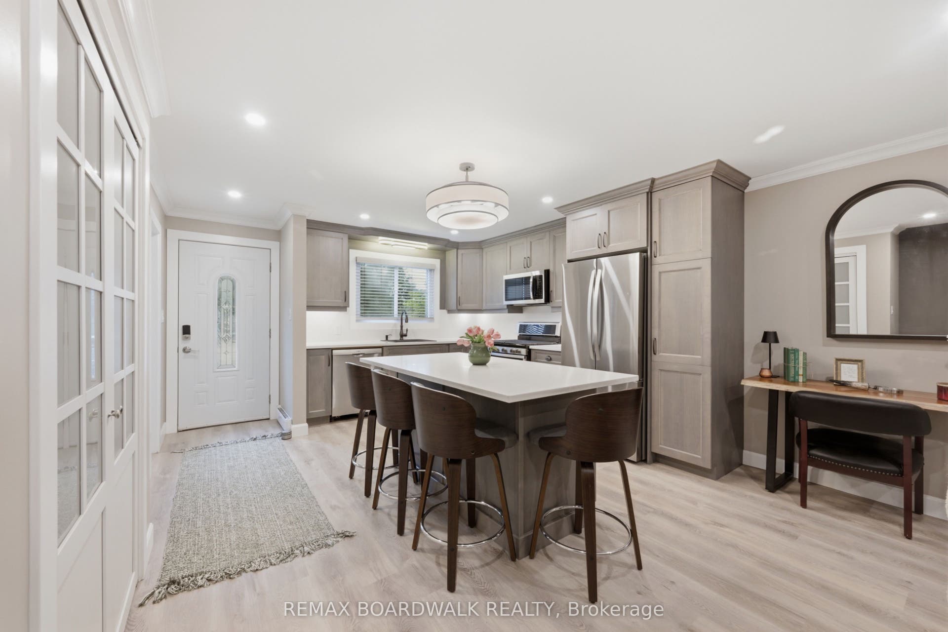 11 Maple Avenue, Brockville, Leeds And Grenville ON K6V 1Y3
