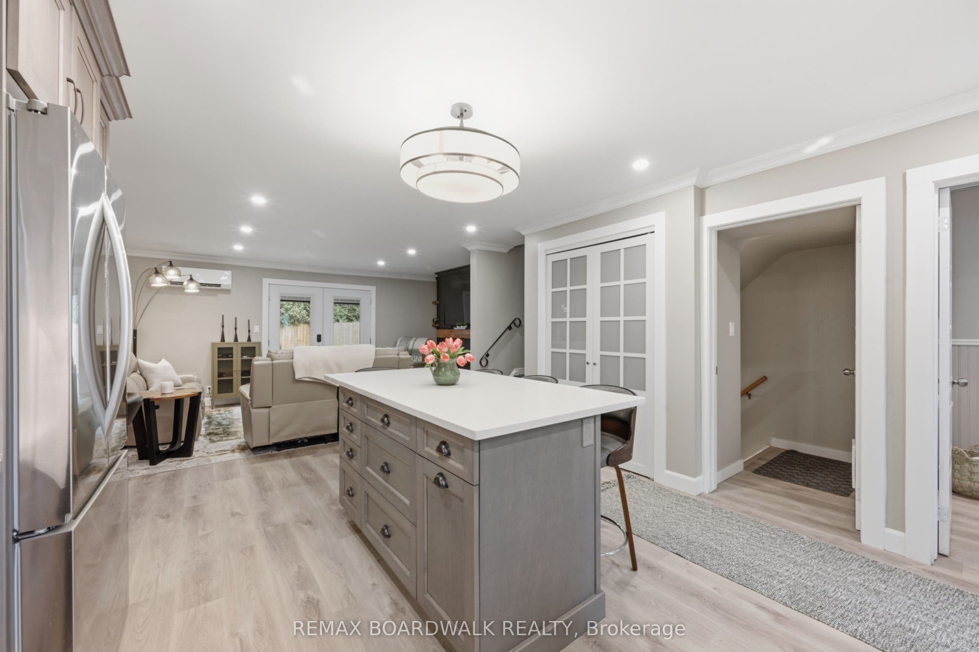 11 Maple Avenue, Brockville, Leeds And Grenville ON K6V 1Y3