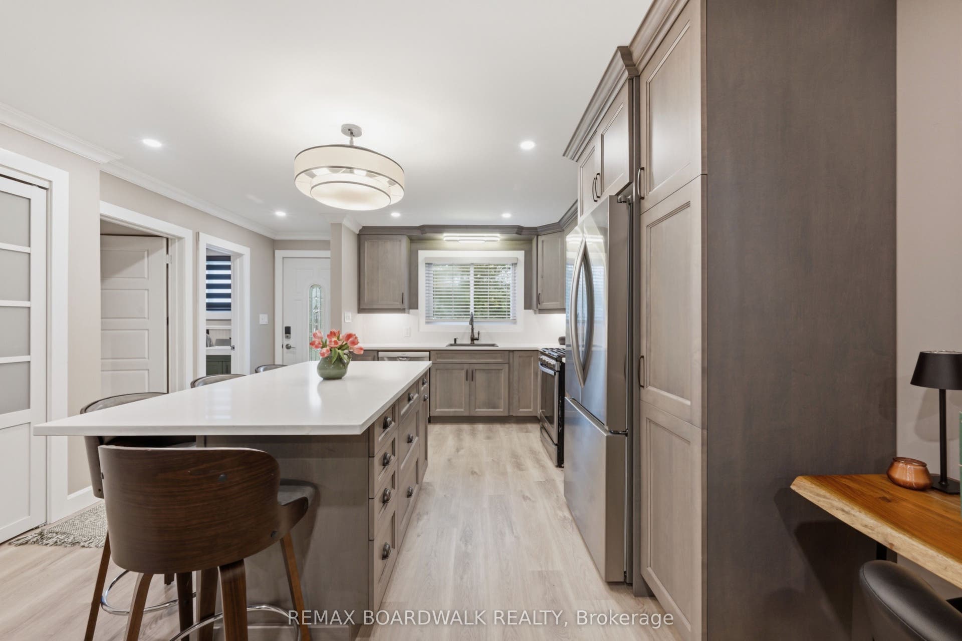 11 Maple Avenue, Brockville, Leeds And Grenville ON K6V 1Y3