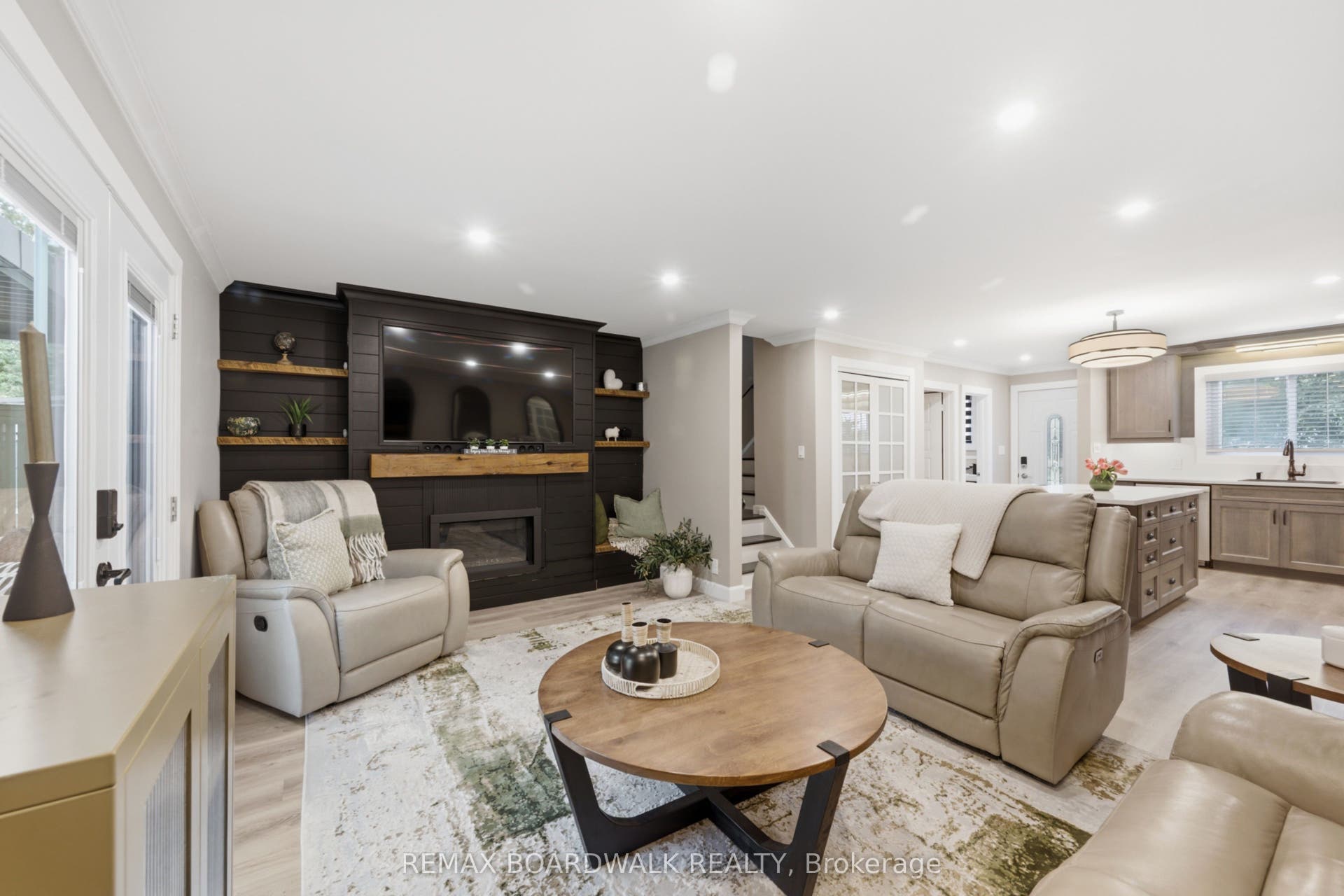 11 Maple Avenue, Brockville, Leeds And Grenville ON K6V 1Y3