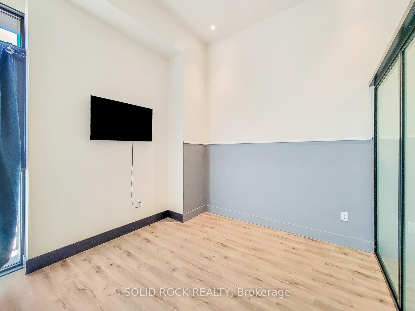 121 King Street E, #101, Hamilton, Hamilton ON L8N 1A9 121 King Street E, #101, Hamilton, Hamilton ON L8N 1A9