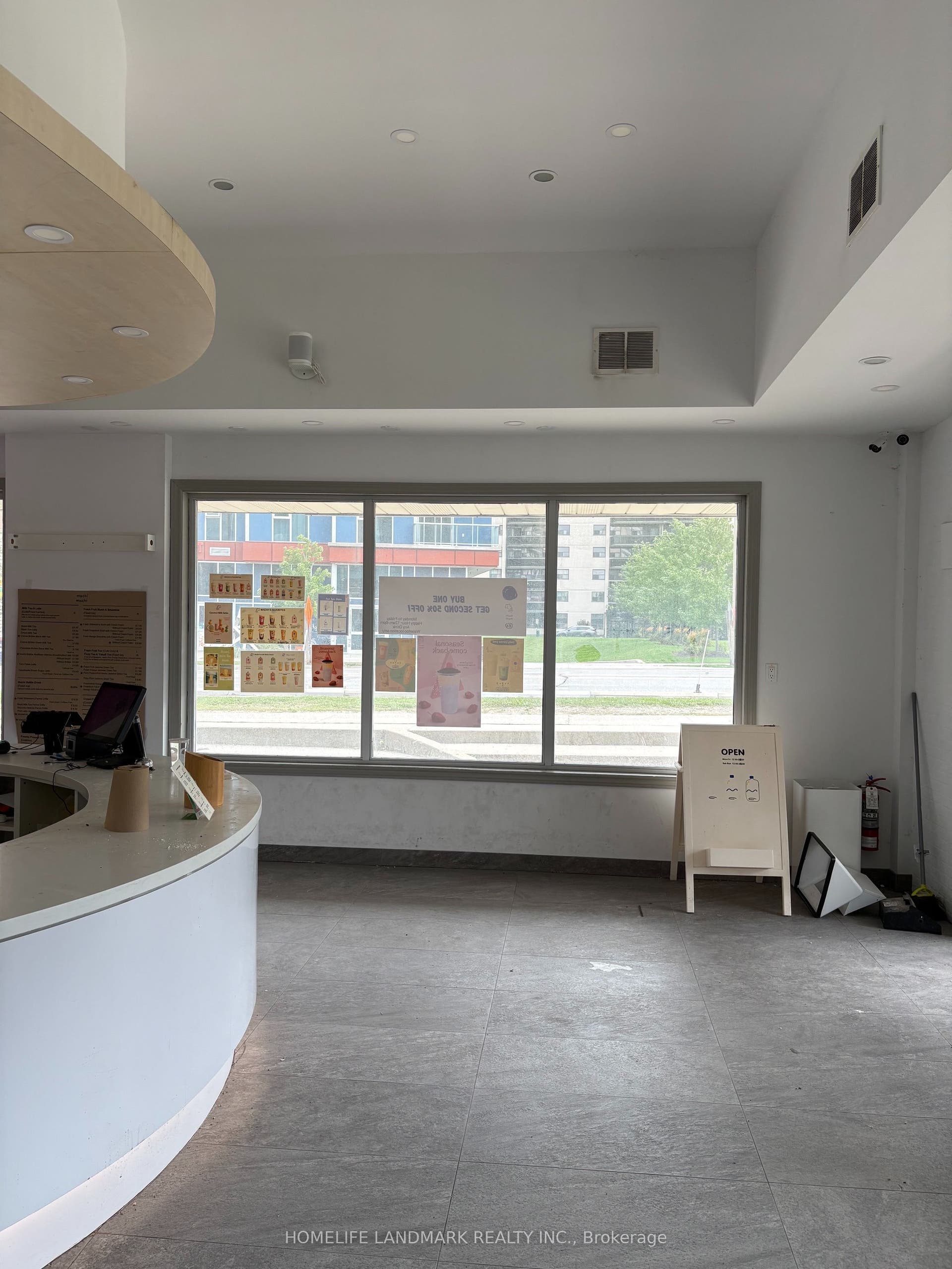 140 University Avenue W, #1B, Waterloo, Waterloo ON N2L 6J3 140 University Avenue W, #1B, Waterloo, Waterloo ON N2L 6J3