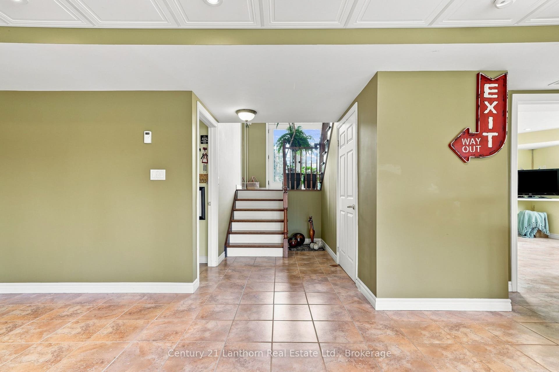 2318 Hutcheson (HWY 15) Drive, Kingston, Frontenac ON K7L 4V3