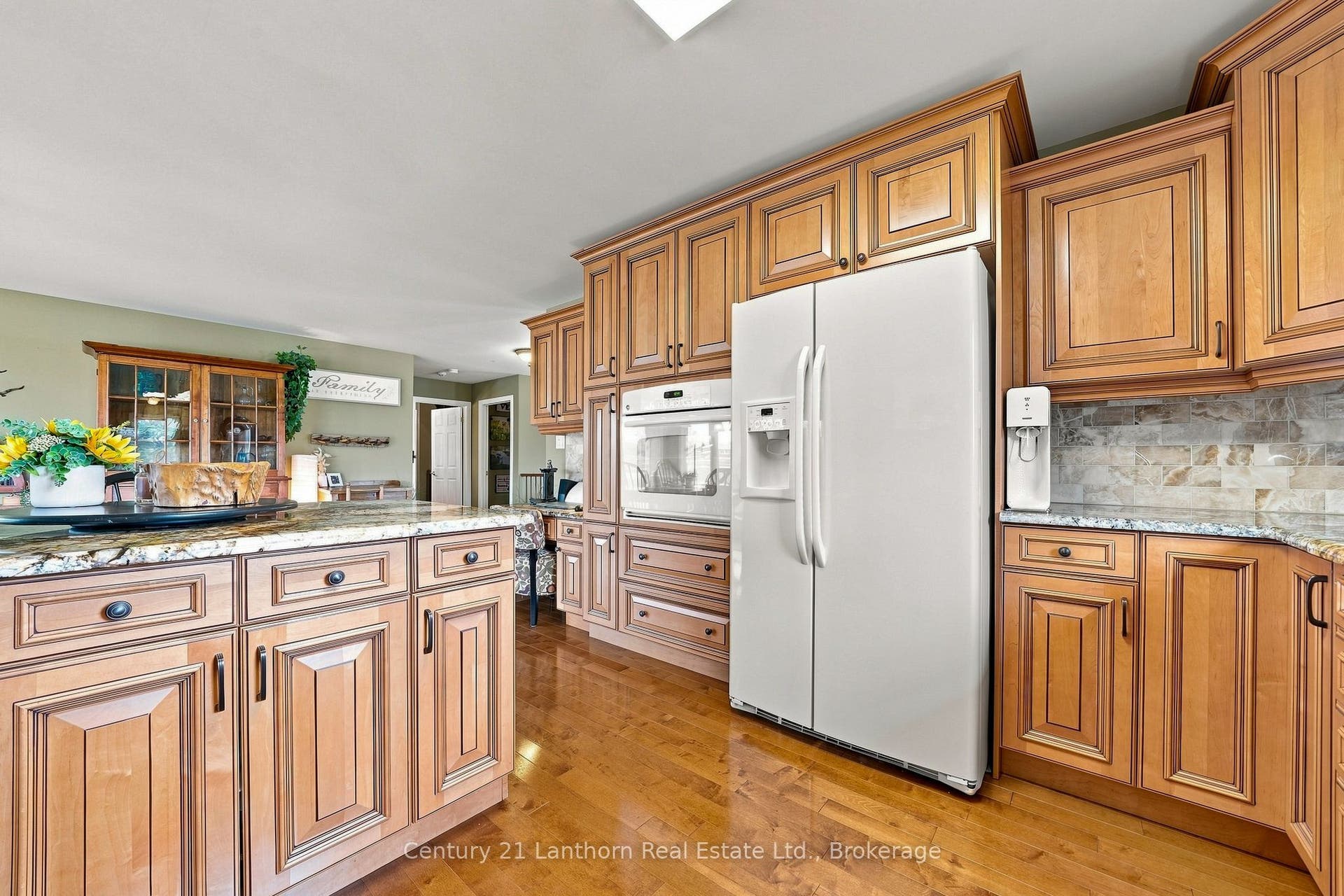 2318 Hutcheson (HWY 15) Drive, Kingston, Frontenac ON K7L 4V3