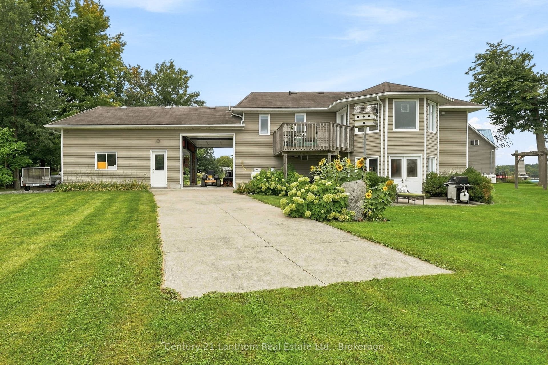 2318 Hutcheson (HWY 15) Drive, Kingston, Frontenac ON K7L 4V3