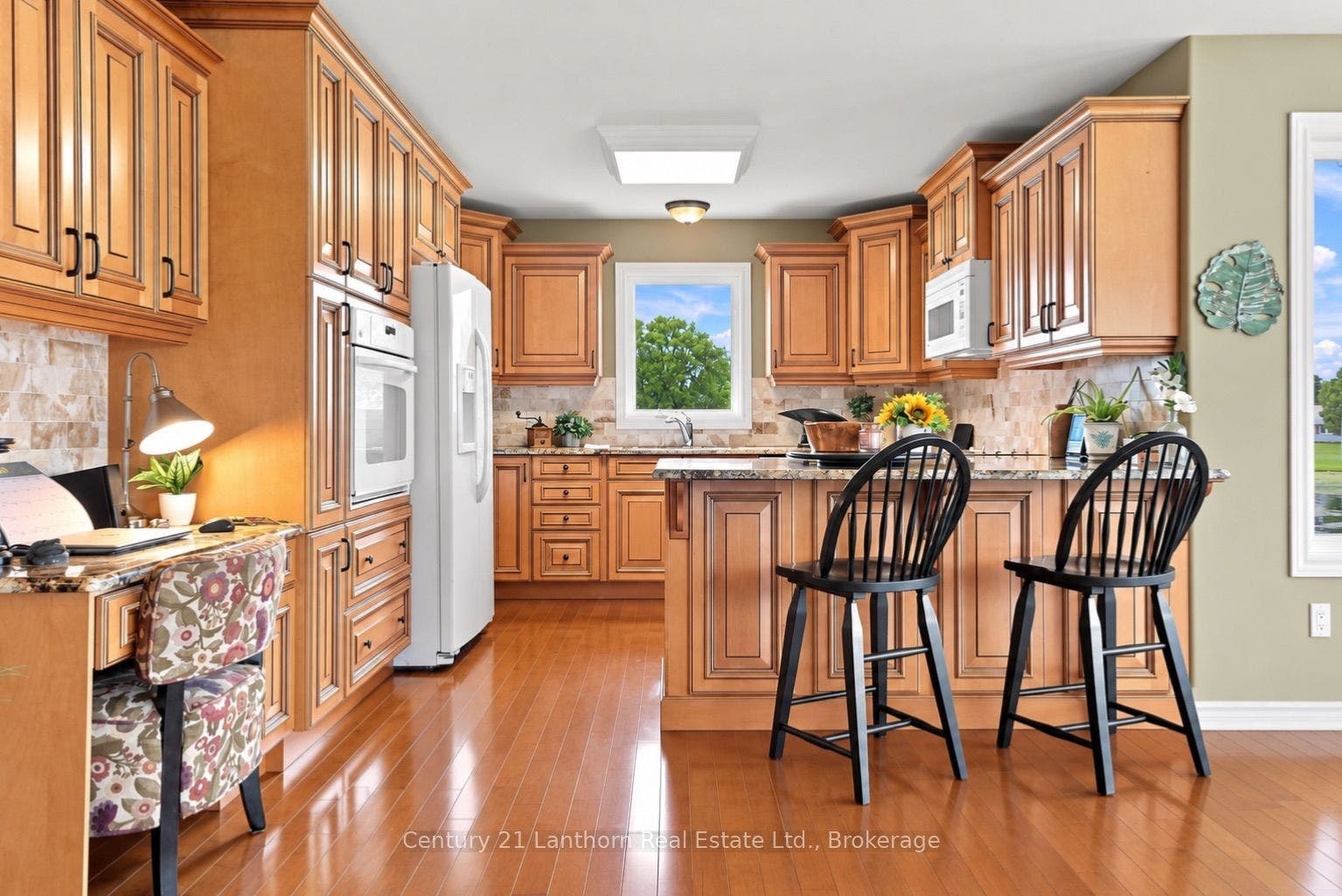 2318 Hutcheson (HWY 15) Drive, Kingston, Frontenac ON K7L 4V3