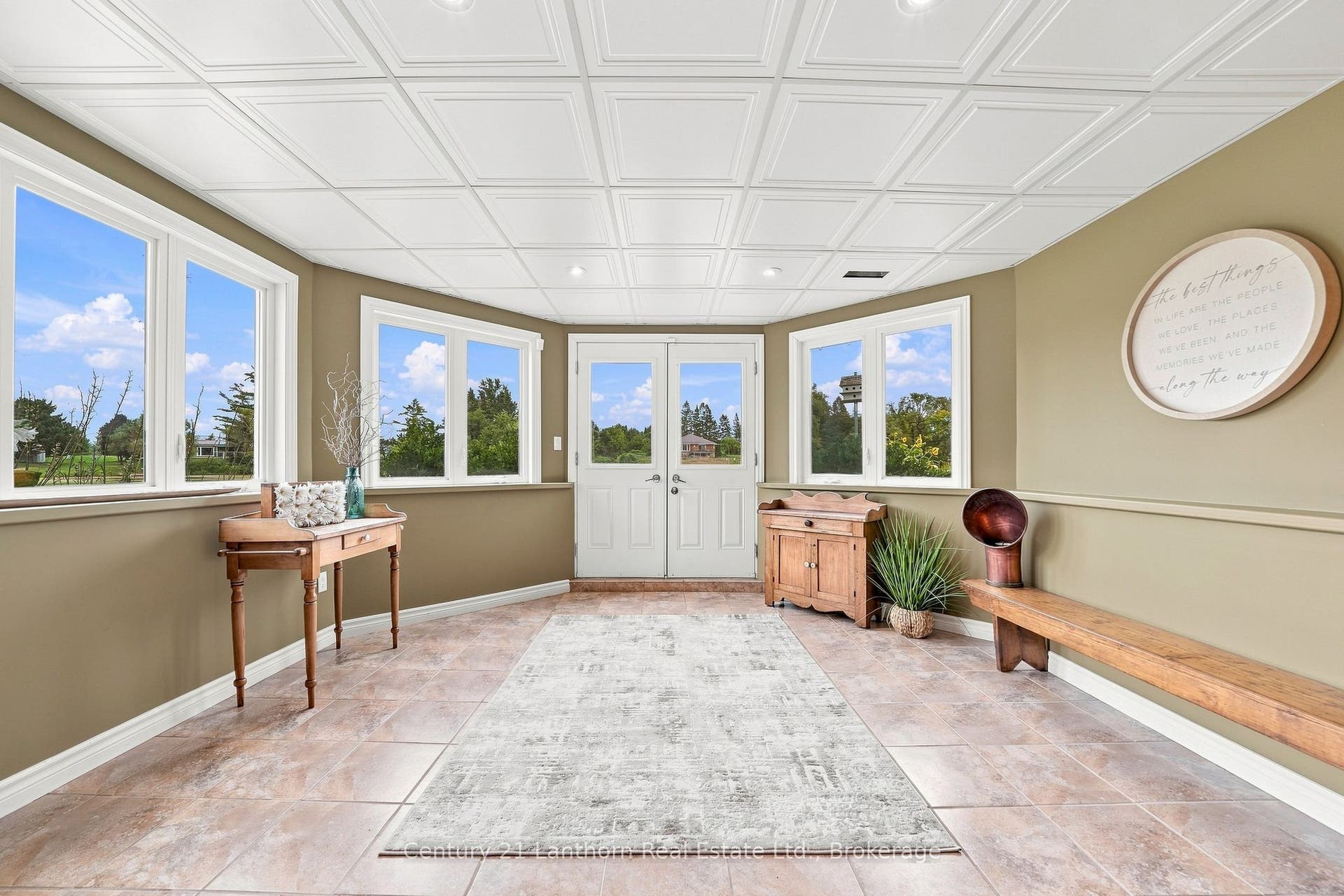 2318 Hutcheson (HWY 15) Drive, Kingston, Frontenac ON K7L 4V3