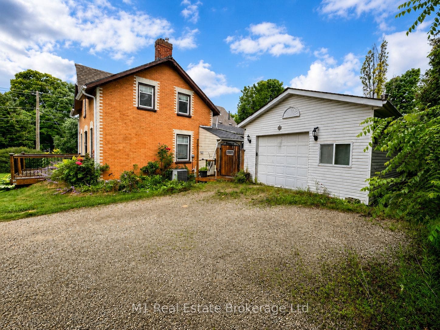 223 ST. GEORGE Street E, Centre Wellington, Wellington ON N1M 1K5 AI-enhanced