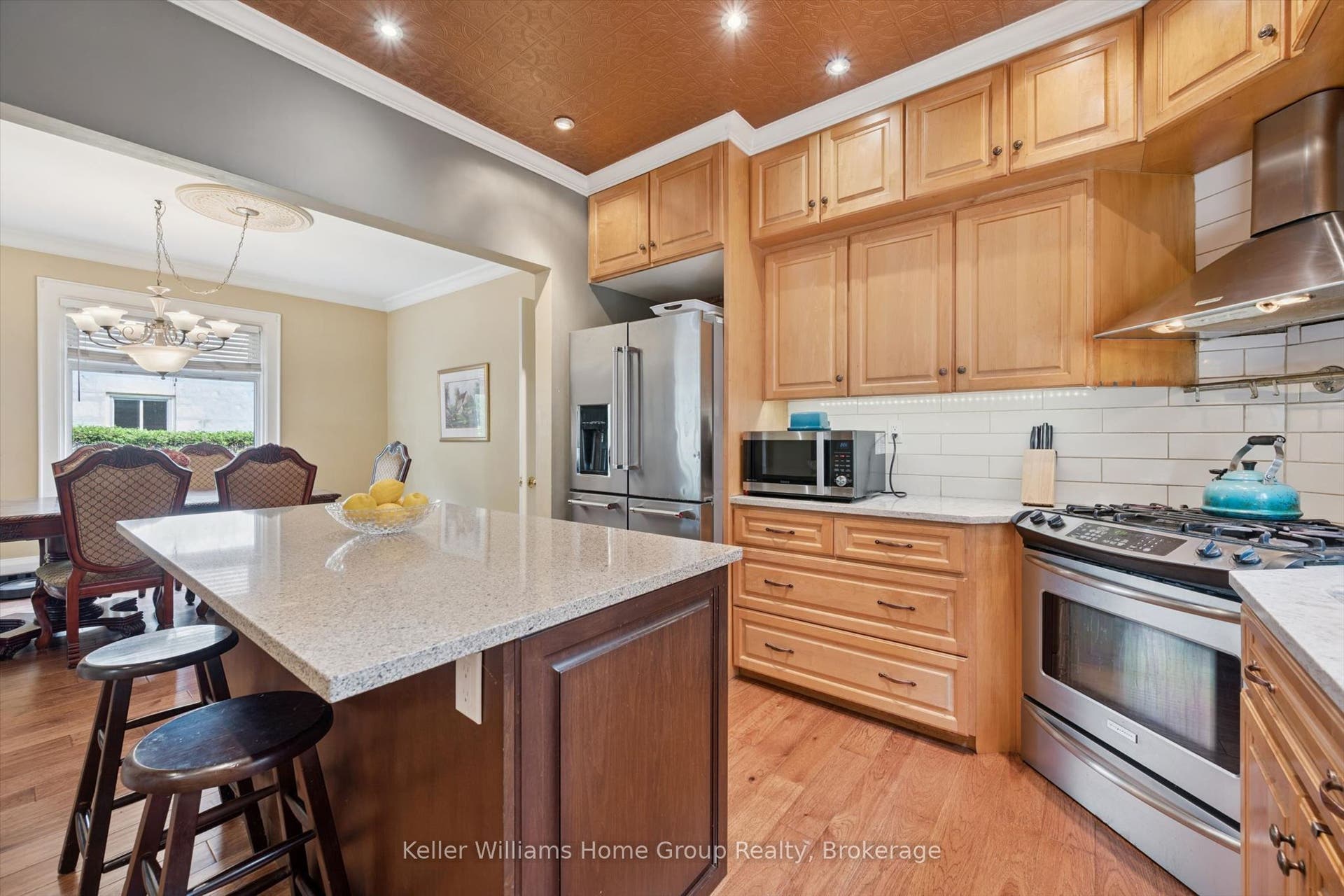 28 Oxford Street, Guelph, Wellington ON N1H 2M3 28 Oxford Street, Guelph, Wellington ON N1H 2M3