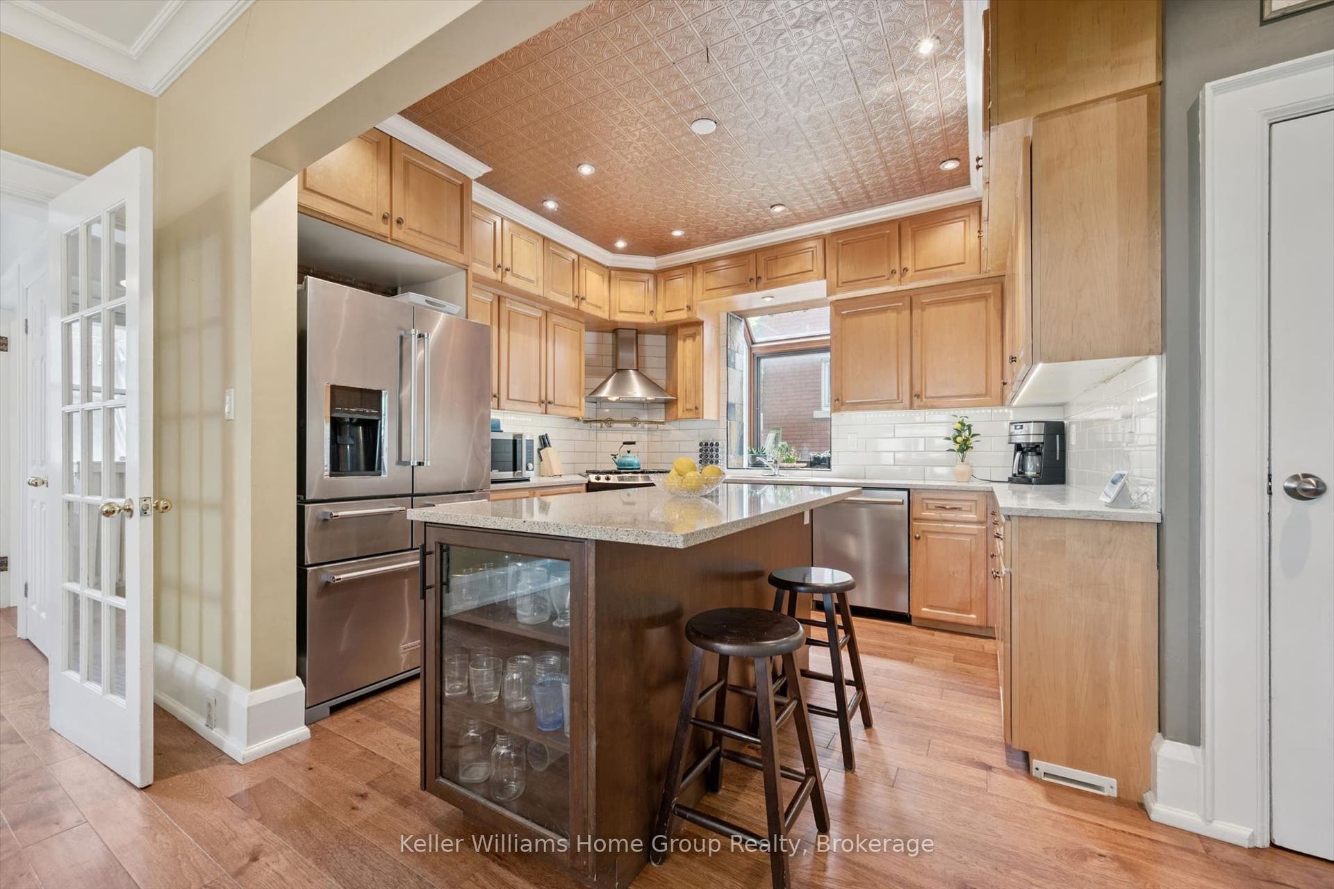28 Oxford Street, Guelph, Wellington ON N1H 2M3 28 Oxford Street, Guelph, Wellington ON N1H 2M3