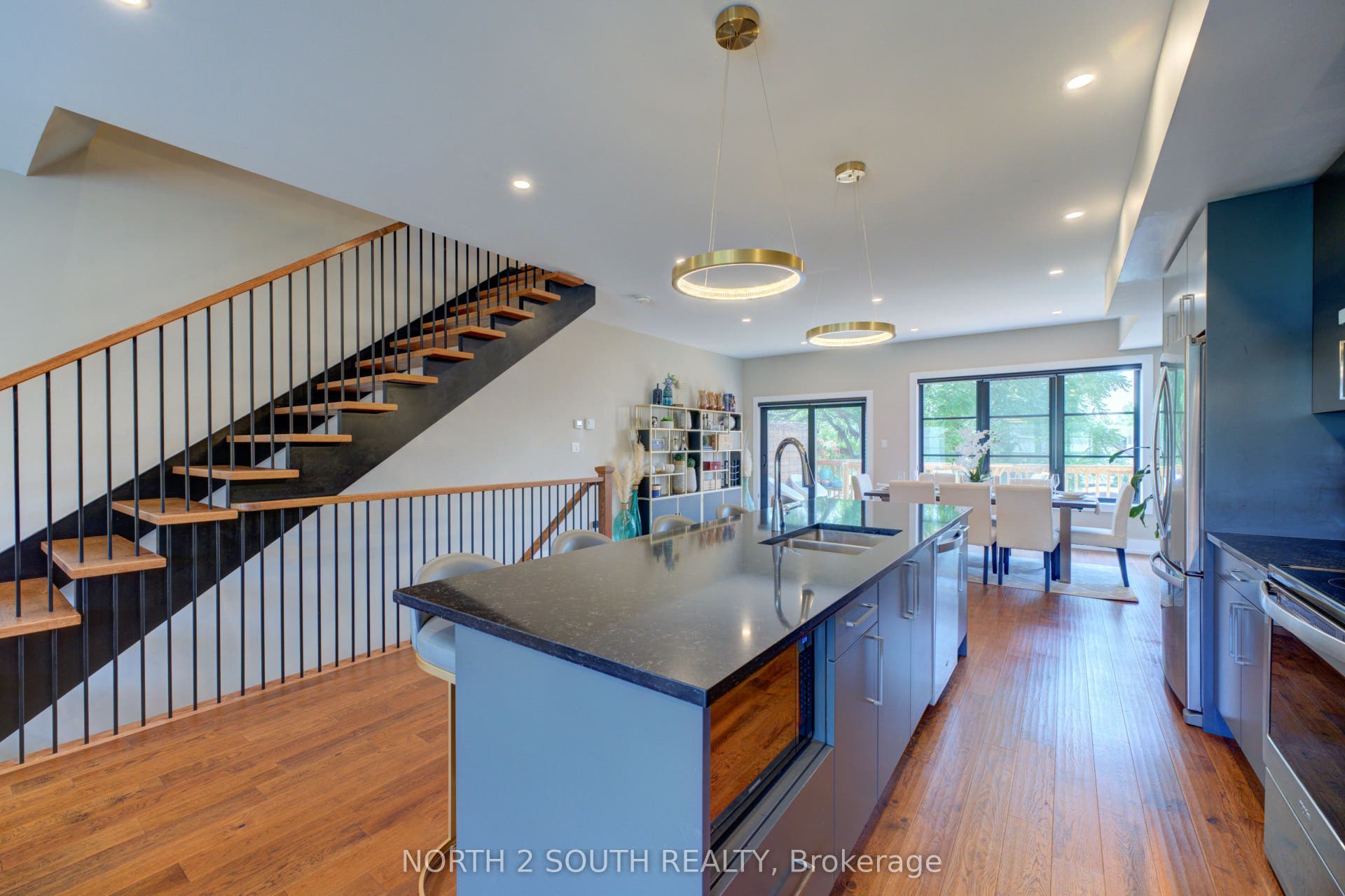 3 Spring Lane, #B, Brantford, Brantford ON N3T 4M2 3 Spring Lane, #B, Brantford, Brantford ON N3T 4M2